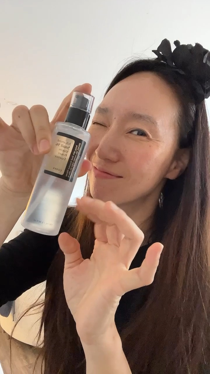 Snail🐌 Super satisfying🫶♥️
Finally I tried this viral essence 
{COSRX Advanced Snail 96 Mucin Power Essence}

*oh my god😱
Soooooo gentle and after apply it is not slimmy anymore, give us soooooo satisfying skin♥️♥️♥️
Love it love it love it
Love to try more about @cosrx @cosrx_au @cosrx_korea , especially snail all in one cream🐌 
*what a fun & satisfying 🎀

*bought my own🌸

🎁discount code : HYUNMI2023
➡️worldwide fast shipping✈️ 

KOREAN SKINCARE🌸



#cosrx #cosrxmalaysia #cosrxph #cosrxsnailessence #cosrxsnailmucin #snailessence #달팽이에센스 #코스알엑스 #koreanskincare #skincareroutine #kbeauty 

🏷️ flower choke @kmart.nz @kmartaus 
🏷️ @oliviarodrigo 🎶obsessed ♥️

#LTKbeauty #LTKaustralia #LTKeurope