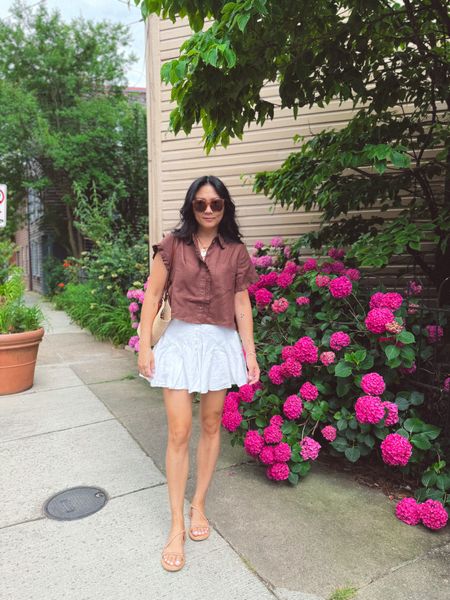 Double linen for the win 🤎🤍 Both my top and skirt are keeping me cool and are both on super sale with code SHOPNOW. 

#LTKFindsUnder100 #LTKItBag #LTKSaleAlert