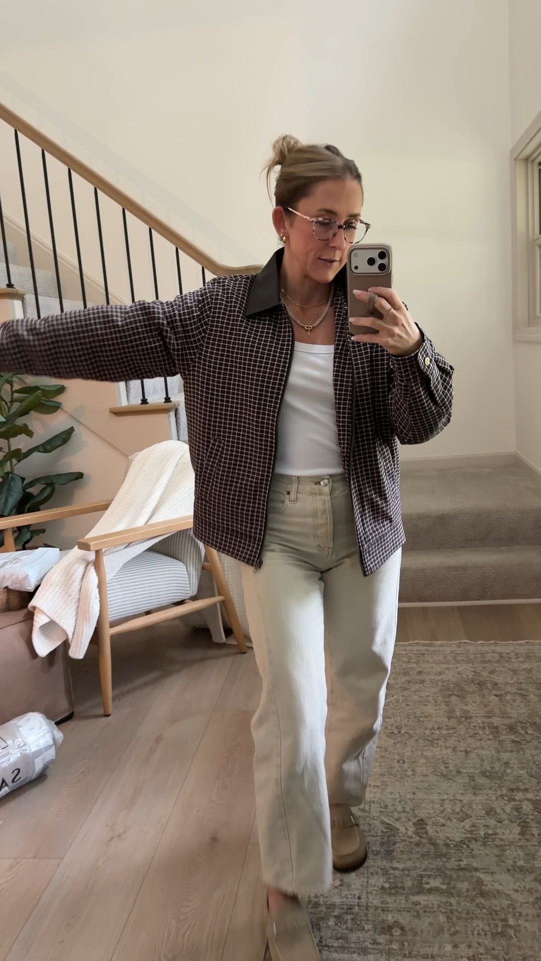 I’m in love with this new jacket from @Walmart and I found the cutest Berks lookalike clogs that are perfect for fall too! 🍂🤎 

Fall Outfit | Walmart Haul | What I’d Wear

Come Stay Awhile, Amanda Vernaci

#LTKPetite #LTKootd