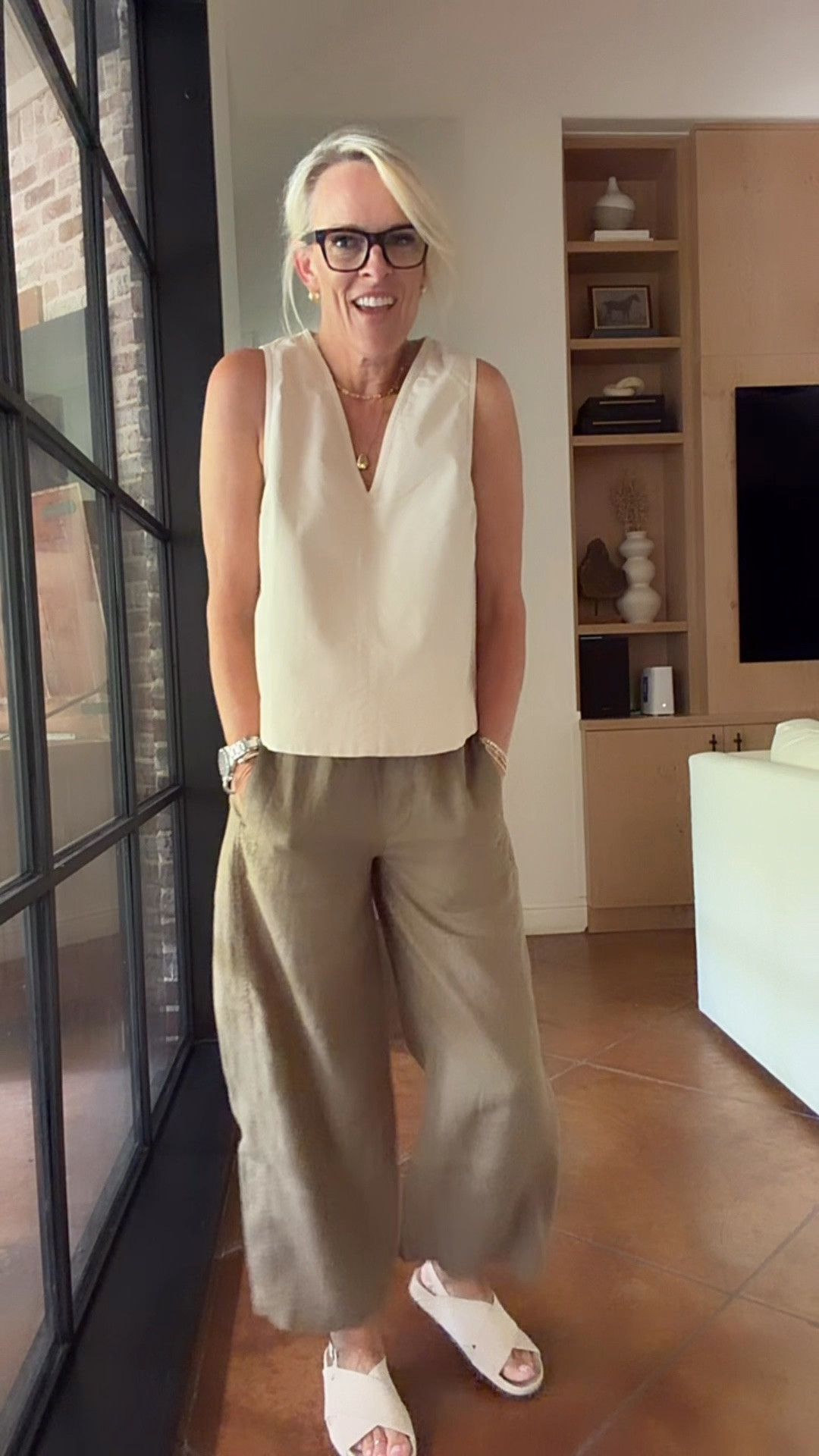 Loveee these linen pants from Banana Republic come in several colors, I grabbed two. I want all the colors! These are great, pull on pants. The slant of the pocket is so great. 

sizing  is true to size. ￼

#LTKTravel #LTKOver40 #LTKgrwm