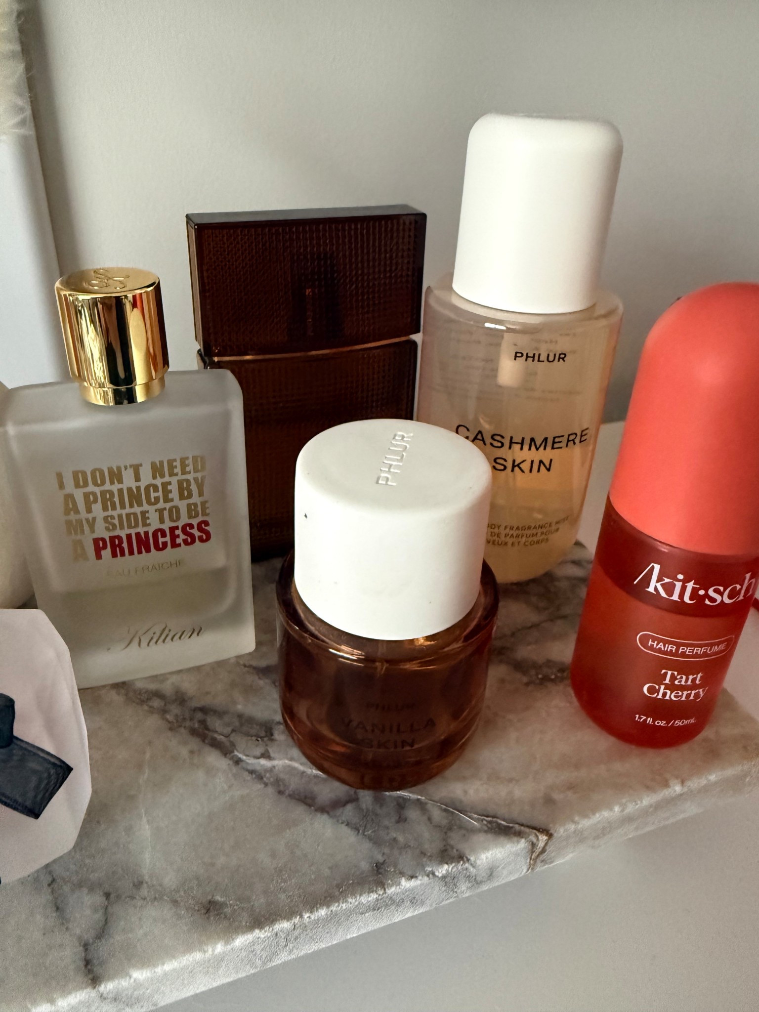 Obsessed is an understatement 🤎✨ these are my current favorite perfumes and every single one smells SO good. I love having options depending on my mood, but the vanilla scent by Phlur has me in a chokehold lately 🍦🤍 it’s warm, cozy, a little sweet, and literally the kind of scent people stop you to ask about.

Perfume, fragrance, Ulta, Ulta find, Sephora, Sephora find, vanilla perfume, Nordstrom, Nordstrom find 

#LTKBeauty #LTKgrwm #LTKmorningroutine