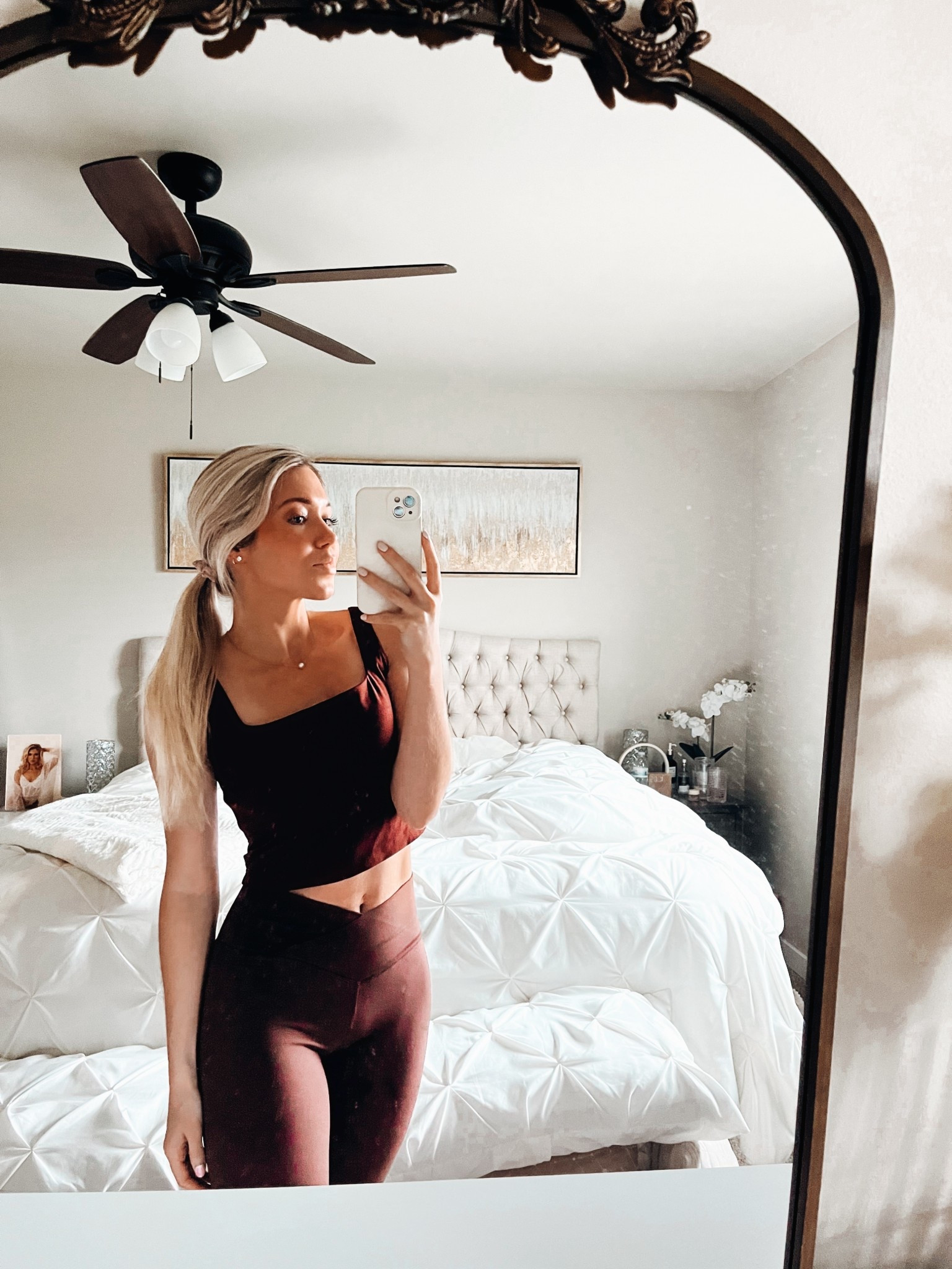 My fav Flares & crop merlot top for the gym!❤️ or the comfiest athleisure !
