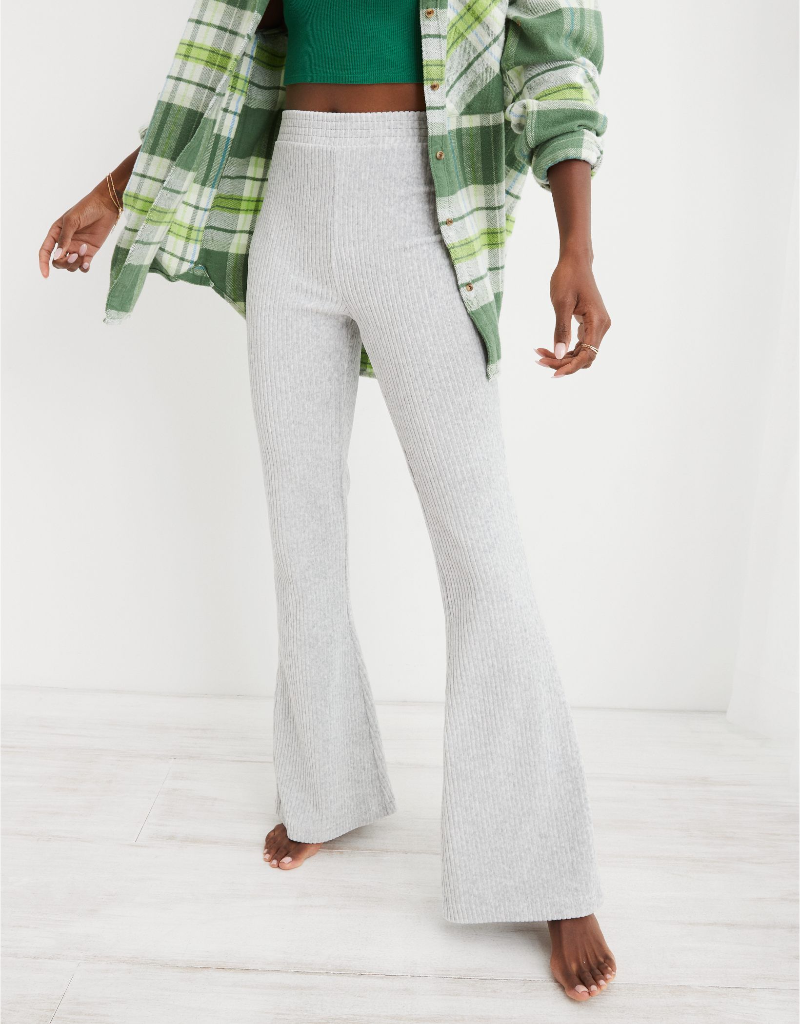 Aerie Groove-On Velour High Waisted Flare Pant | American Eagle Outfitters (US & CA)