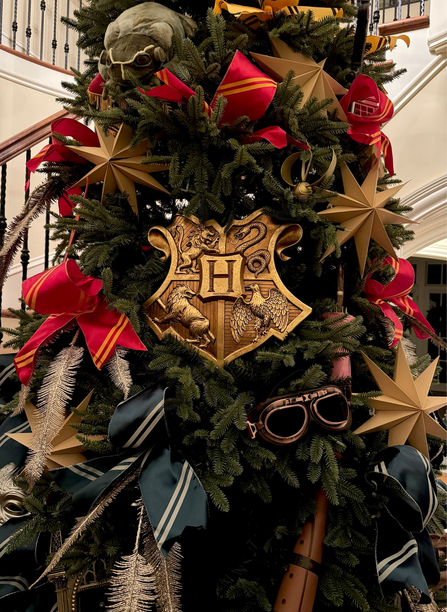 Happy Christmas Harry Hogwarts Tree

Ribbon was from Universal, Crest was from Debenhams