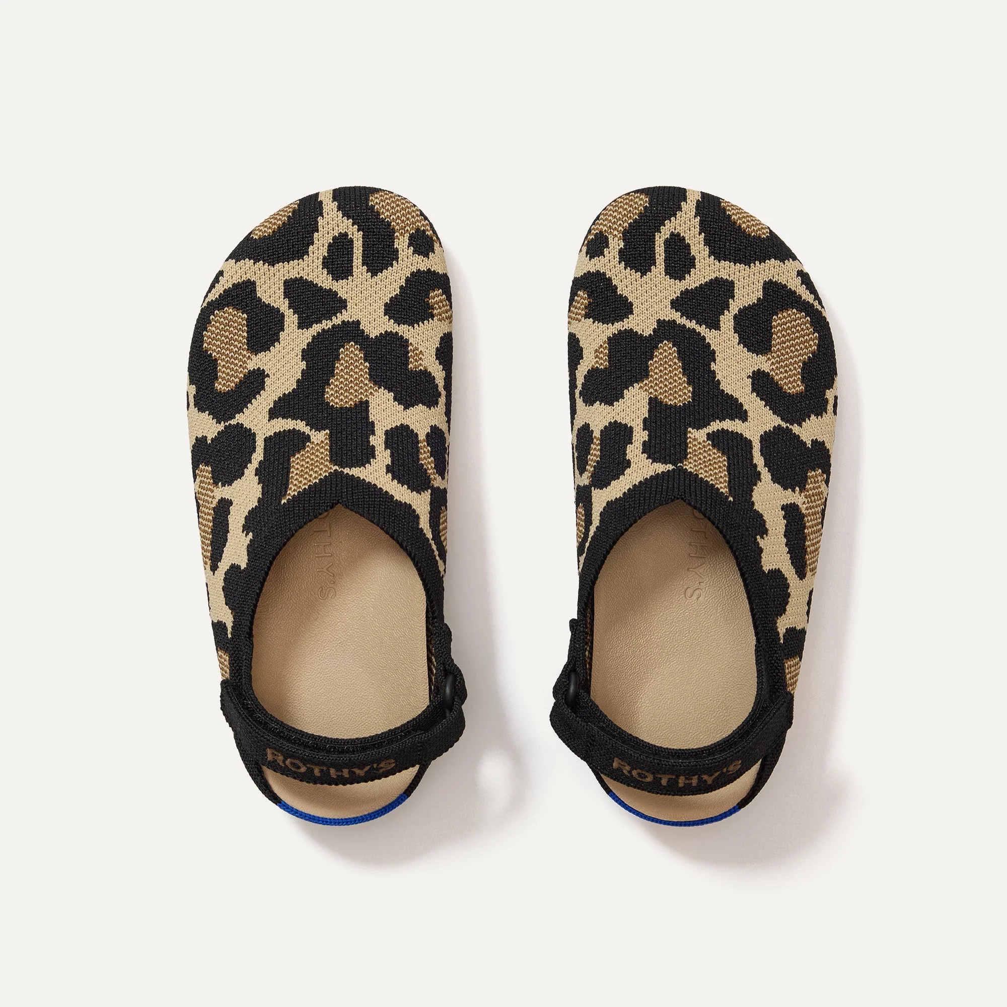 The Kids Clog in Original Desert Cat | Kids Shoes | Rothy's | Rothy's