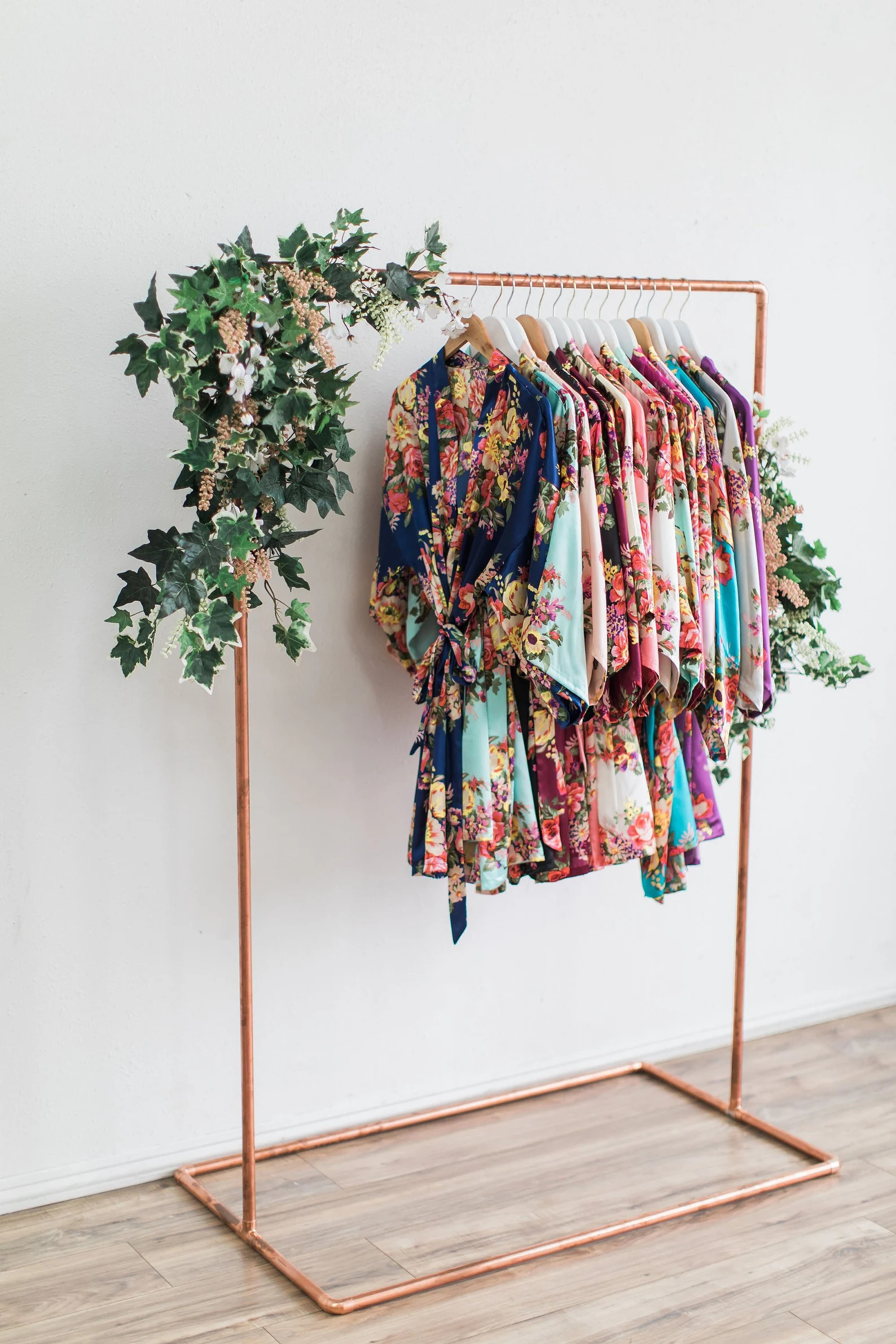 Bridesmaid Robes Floral Robes Floral Bridesmaid Robes Satin Robes Robes for Bridesmaids Bridesmai... | Etsy (US)