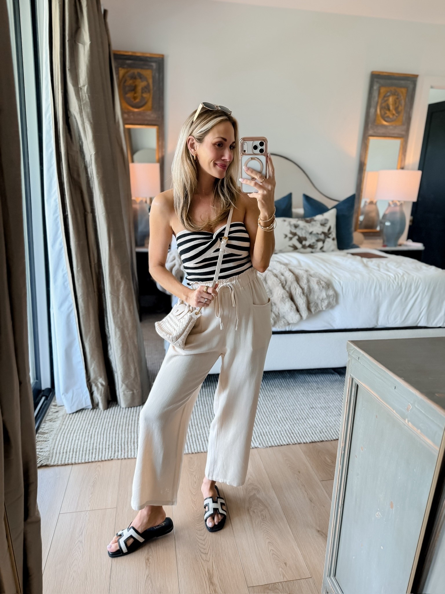 The perfect casual outfit idea! It could be so cute too for a date night! 🖤

#LTKootd #LTKgrwm #LTKPetite