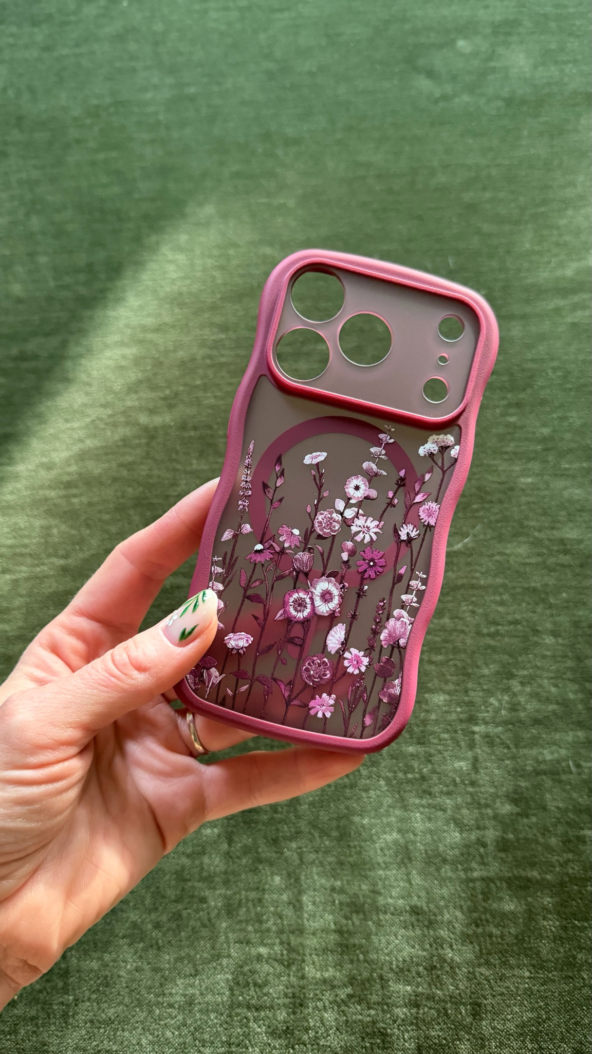 Summer iPhone 17 case, iPhone phone case, spring iPhone 17 case, floral phone case

#LTKmomlife #LTKgrwm