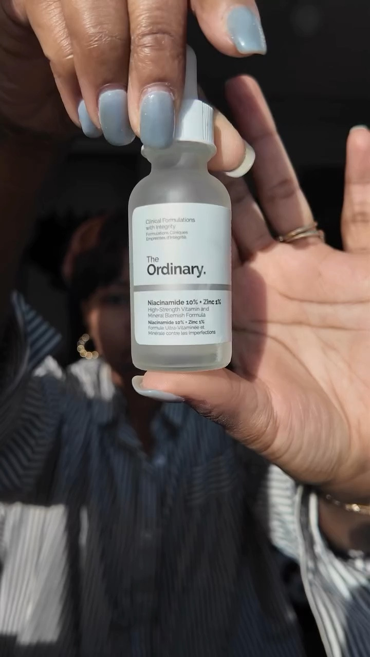 gifted by The Ordinary 

The face, from scratch.
ft. @theordinary 

I owe y’all a refreshed skincare routine.
With a chitchat?! 

Lip Balm BY @lala.leaf 

#theordinaryskincare #theordinarypartner #skinstagram #skincareroutine #dailyface #bostonblogger #bostoninfluencer