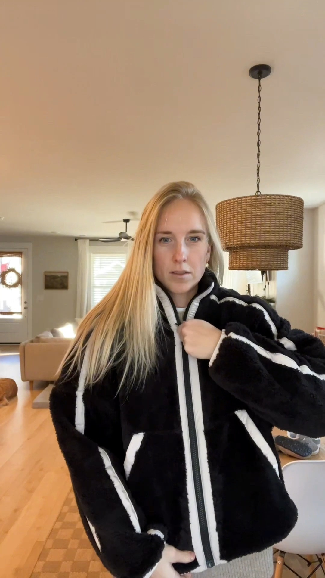 $24 free people inspired jacket!!!


#LTKSaleAlert #LTKFindsUnder50 #LTKStyleTip
