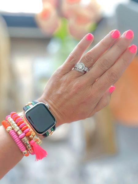 🩷🧡 When your nails match your bracelets! Orange and pink is a fav color combo for summer!! This bracelet stack is so cute and comes in several color options!

#bracelets #braceletstack #armcandy #summerjewelry #pinkbraclets #beadedbracelets

#LTKFind #LTKSeasonal #LTKGiftGuide