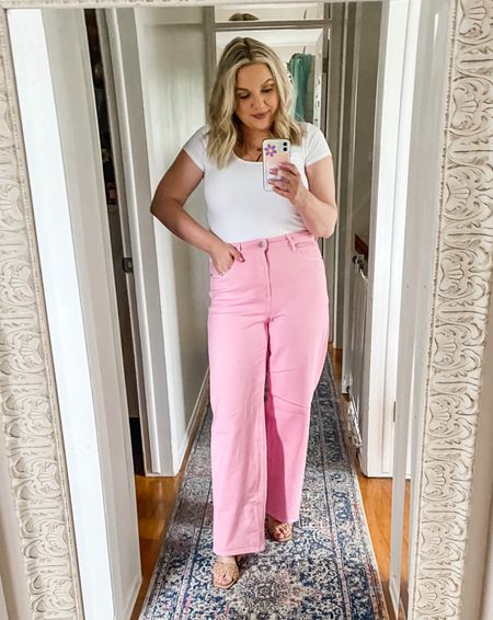I love these pink pants. They’re so fun and flattering. And honestly, super comfy. I’m wearing a 12 

Spring ootd // girls night // flares 



#LTKfindsunder50 #LTKSeasonal #LTKmidsize
