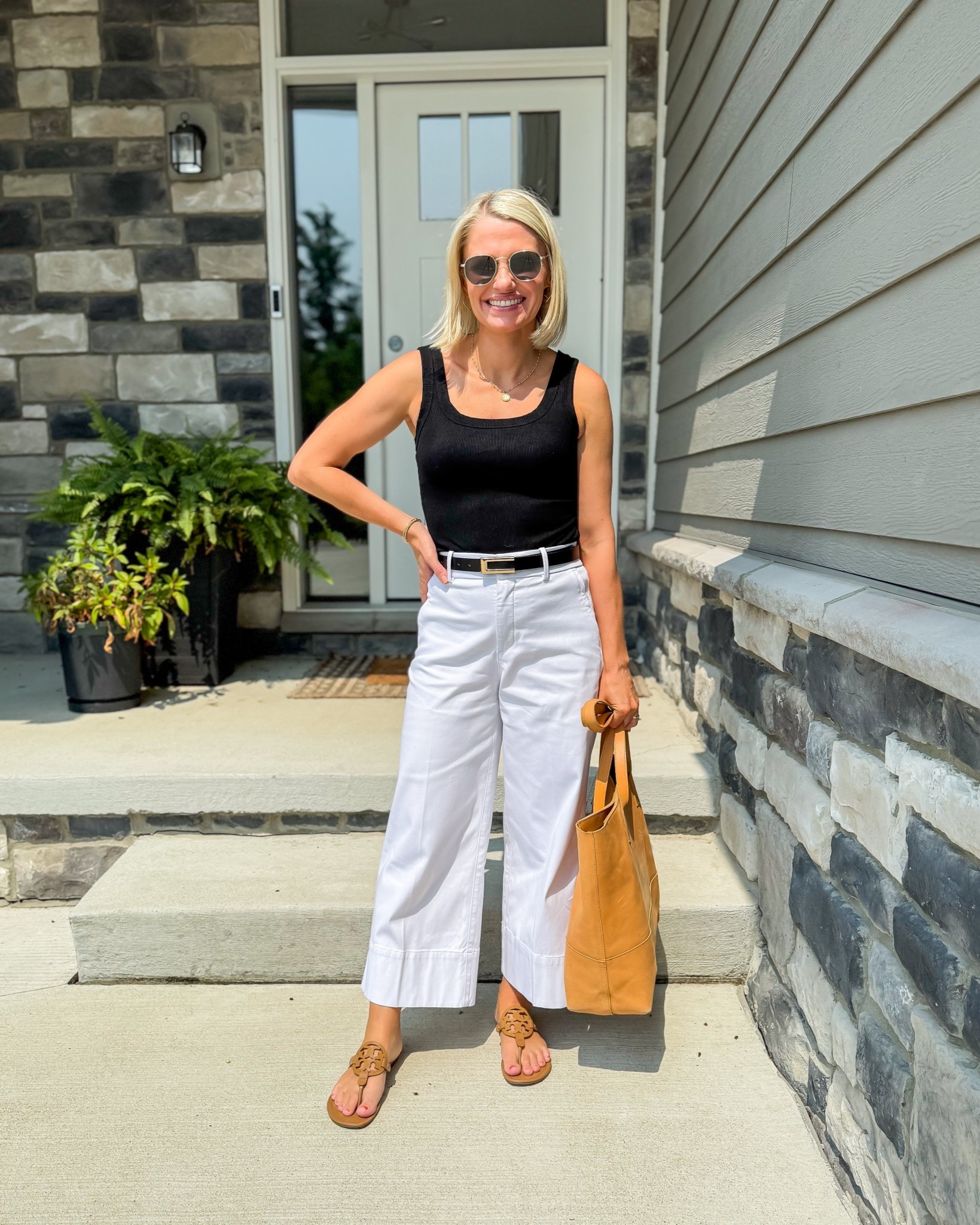 What I wore this week on Thursday as a 40-year old mom of 2! Top- small || pants- xsmall/petite

#LTKOver40 #LTKPetite #LTKStyleTip