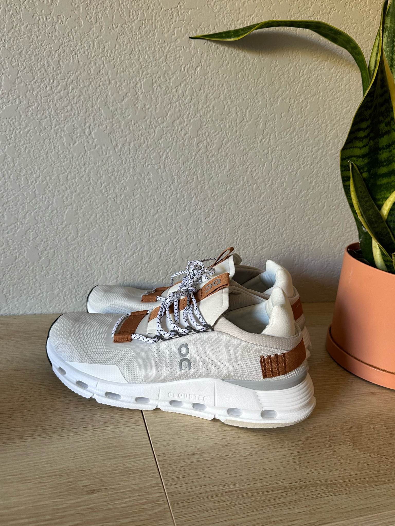 On cloud dupes 🙌🏽🤎 these are so comfortable my husband immediately asked me to order him a pair too. Dh gate shoes , dhgate shoes , dhgate find , dhgate dupes , running shoes , on dupe

#LTKsalealert #LTKFind #LTKshoecrush