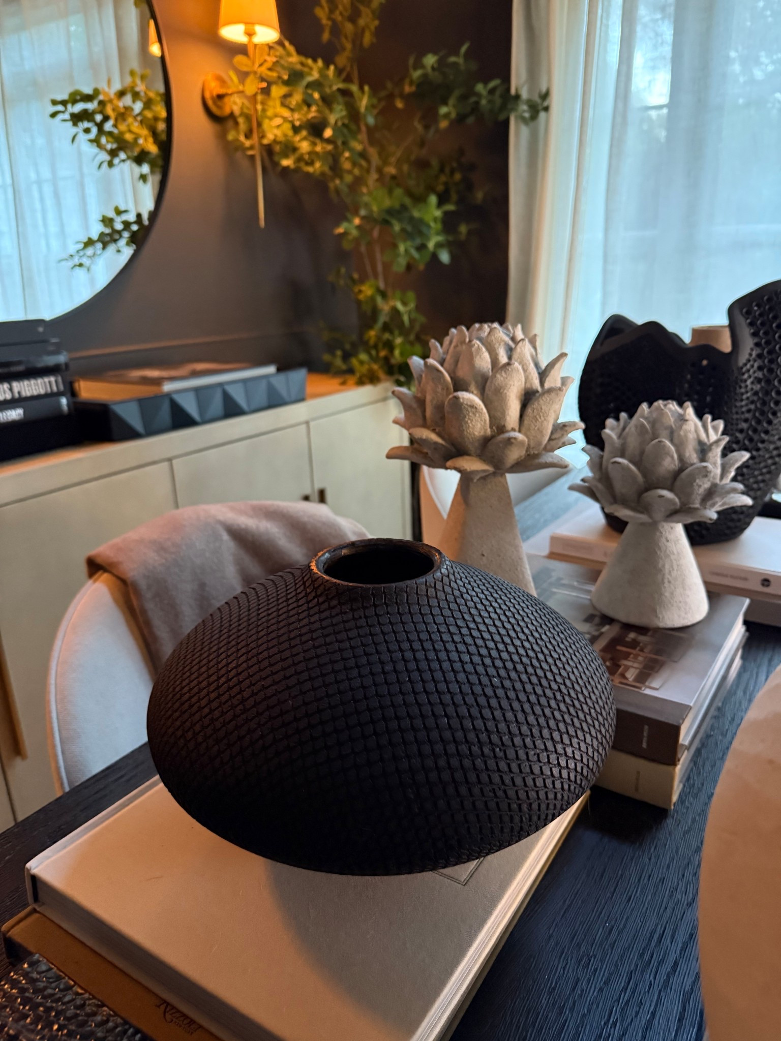 Getting to style up a few rooms post Easter and I think my favorite snake embossed vase is a def yessssss, don’t you?!

#LTKHome #LTKSaleAlert #LTKdayinmylife