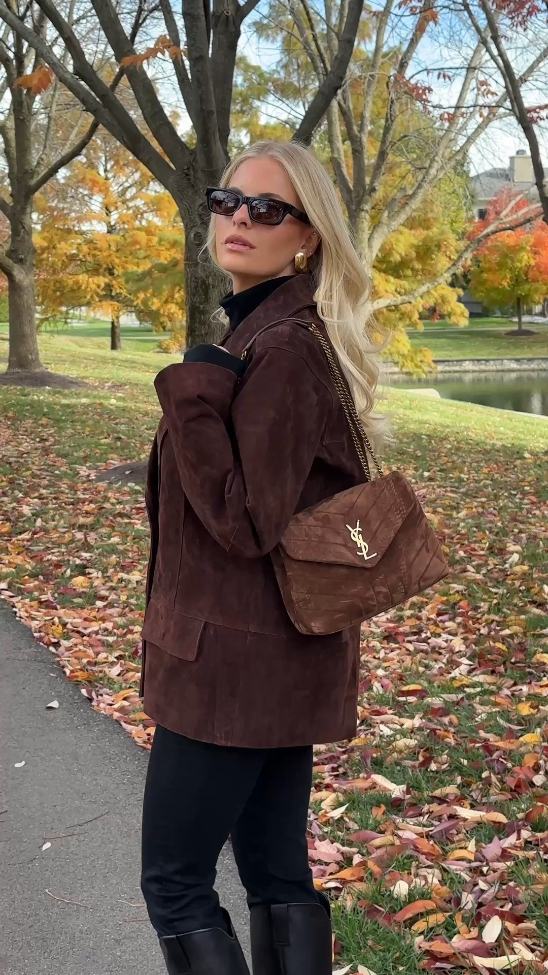 Wearing a small in suede blazer, boots are true to size ($$, so linking similar), linking similar jeans and turtleneck
Heaven Mayhem code: KATHLEEN15
#kathleenpost

Fall outfit, fall fashion, Thanksgiving outfit, suede, fall boots, western boot, suede bag 



#LTKSeasonal #LTKHoliday #LTKStyleTip