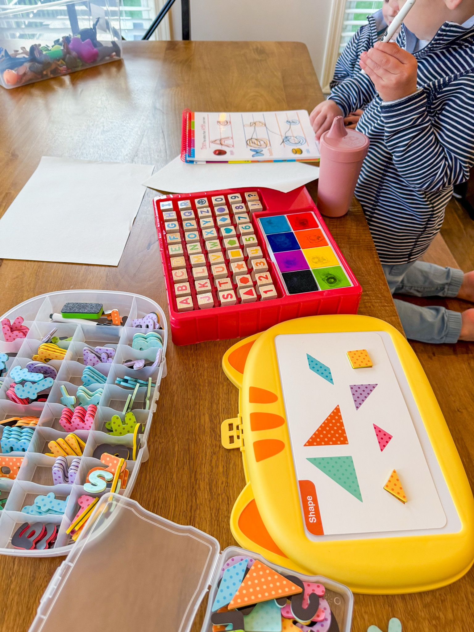 What we’re using this week for our morning time learning 🖍️