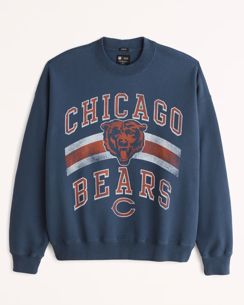 Men's Chicago Bears Graphic Crew Sweatshirt | Men's | Abercrombie.com | Abercrombie & Fitch (US)