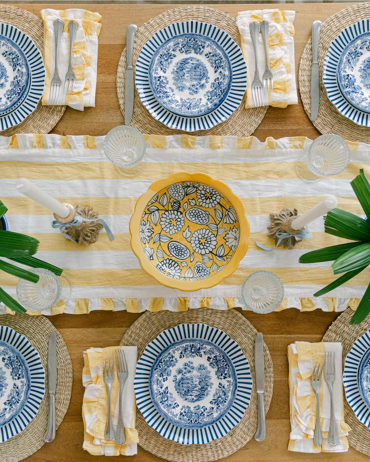 This table runner looks good with all my favorite plates. ✨ What kind of sorcery is this? 😂
.
.
.
.
#targetcircle
#springdexor
#easterdecor
#eastertableideas
#summertable
#summer2025
#springhomedecor
#tablescapes
#tablesetting
#brunch
#dinnerparty
#birthdayideas
#target
#spode
#potterybarn
#Wedgwood


#LTKFindsUnder50 #LTKSeasonal #LTKHome