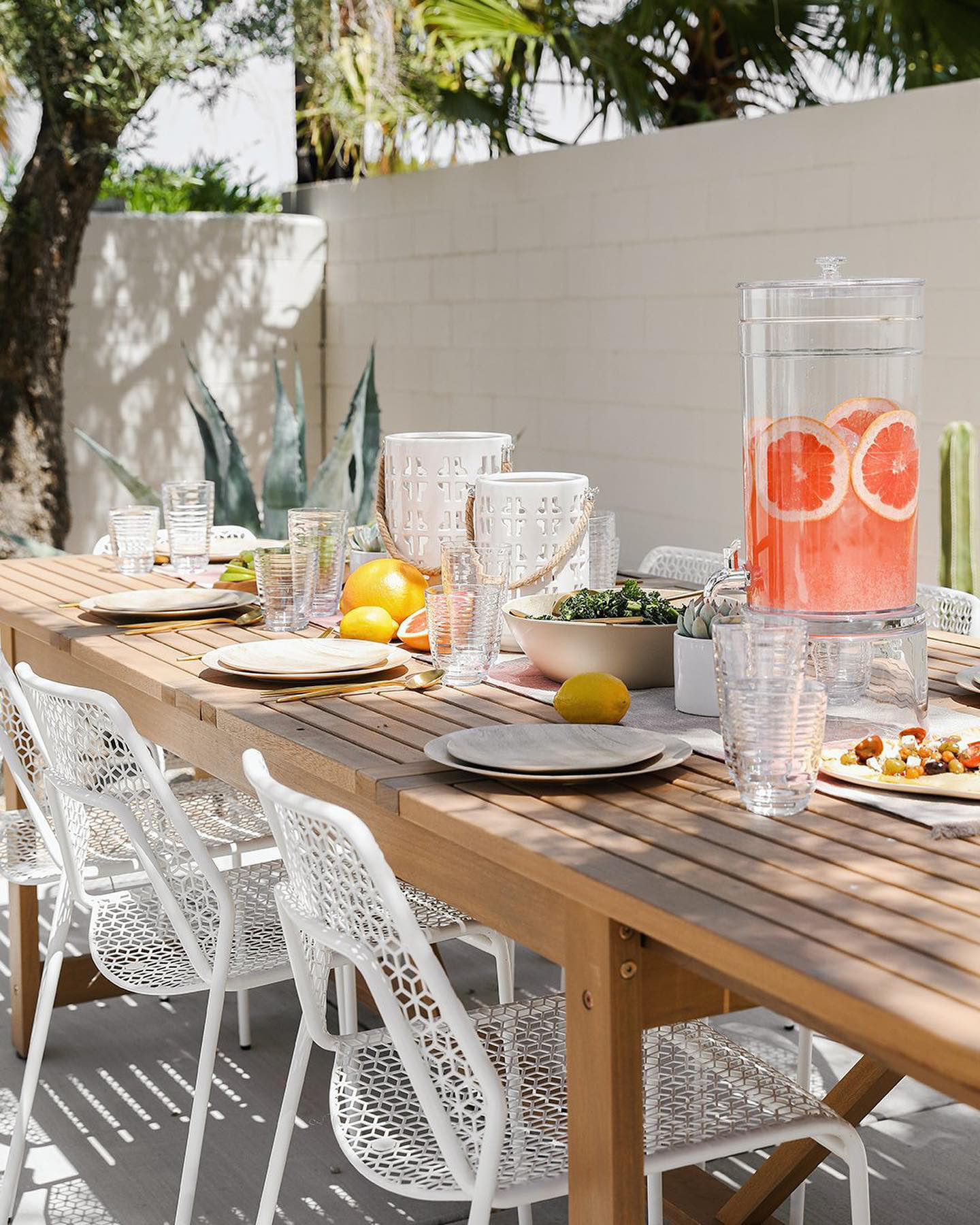 Claro 1.45-Gallon Acrylic Drink Dispenser with Silver Stand Set + Reviews | Crate & Barrel | Crate & Barrel