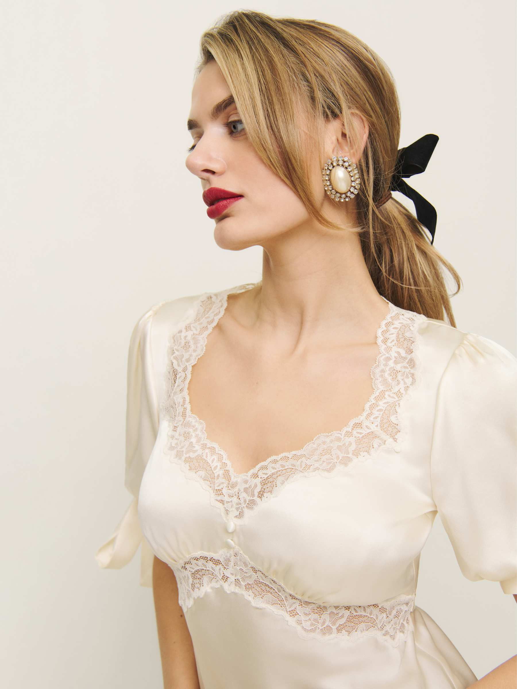 Dolly Silk Top | Reformation (Global)