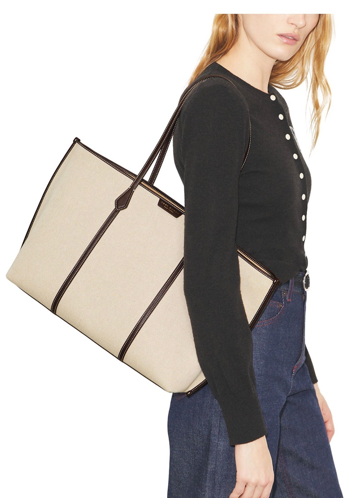Tory Burch Perry Canvas Tote


#LTKootd #LTKTravel #LTKWorkwear