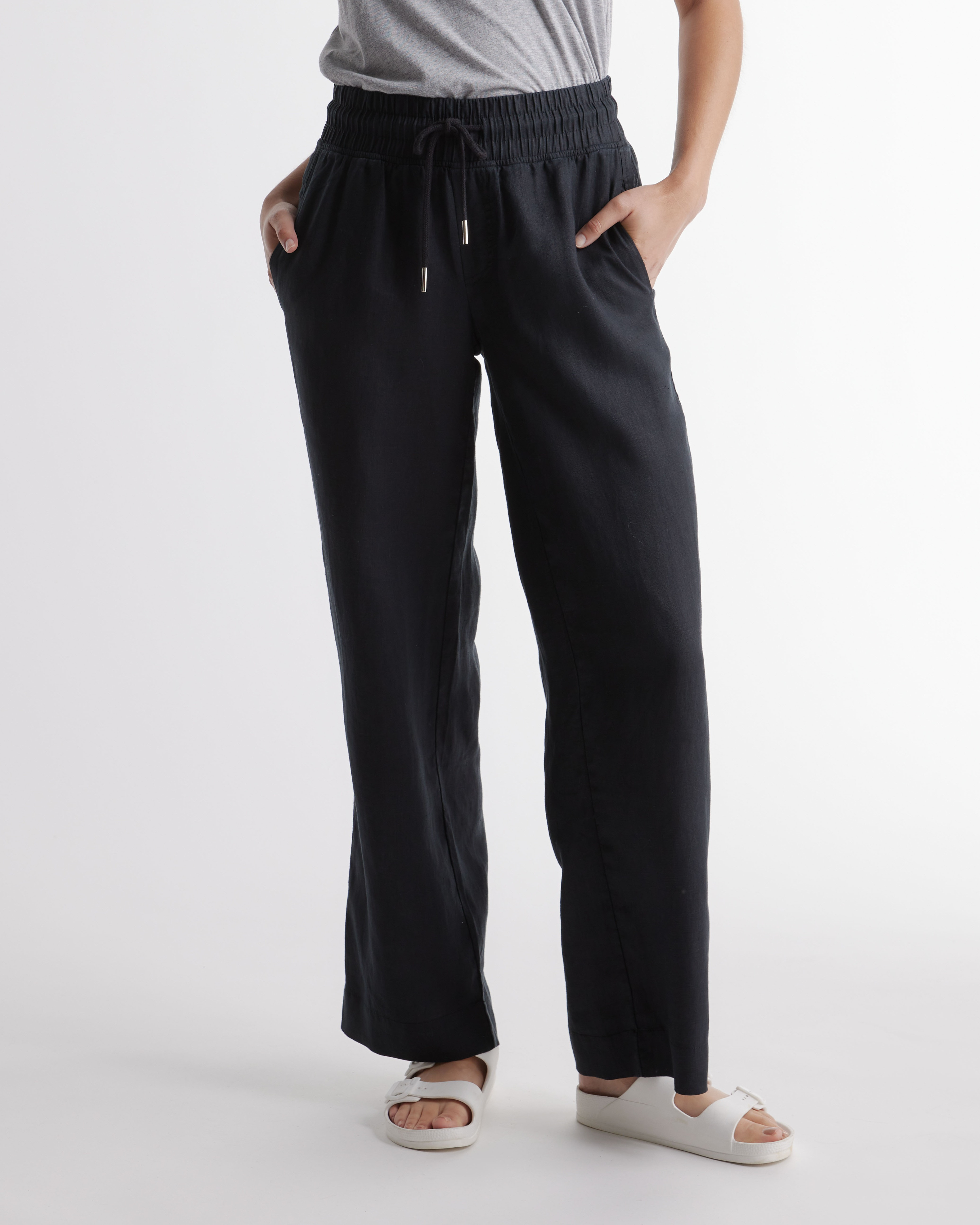 Quince | Women's 100% European Linen Wide Leg Pants in Black, Size XS | Quince