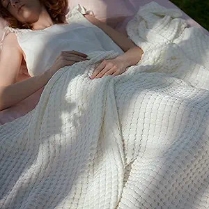 Bedsure Cooling Cotton Waffle Queen Size Blanket - Lightweight Breathable Summer Soft Blanket of ... | Amazon (US)