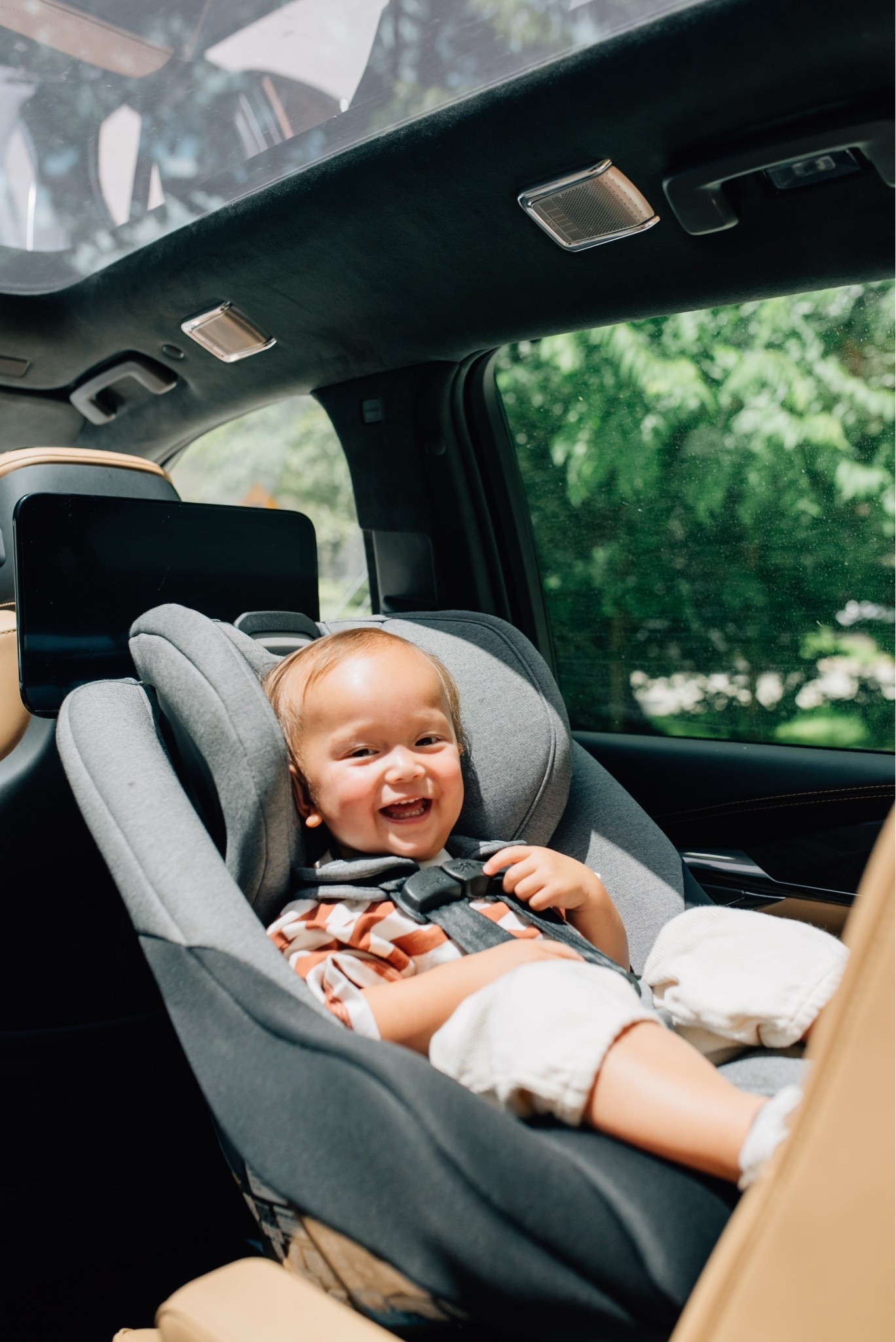#ad Car seat upgrades are a BIG deal over here 👏 We switched to the @babyjogger City Turn Rotating Convertible Car Seat and the 180° rotating feature has made getting my toddler in and out so much easier. It actually brings him 10 inches closer to me, which means no more awkward reaching or straining my back during buckle-up time. I also love the COOLMAX® fabric to help keep him comfy and cool, plus it grows with him from rear-facing to forward-facing for years of use. Bonus: installation was quick and secure, which every parent can appreciate 🙌 You can grab the City Turn at @target stores now!  #TargetPartner #BabyJogger_Partner
#liketkit @shop.ltk