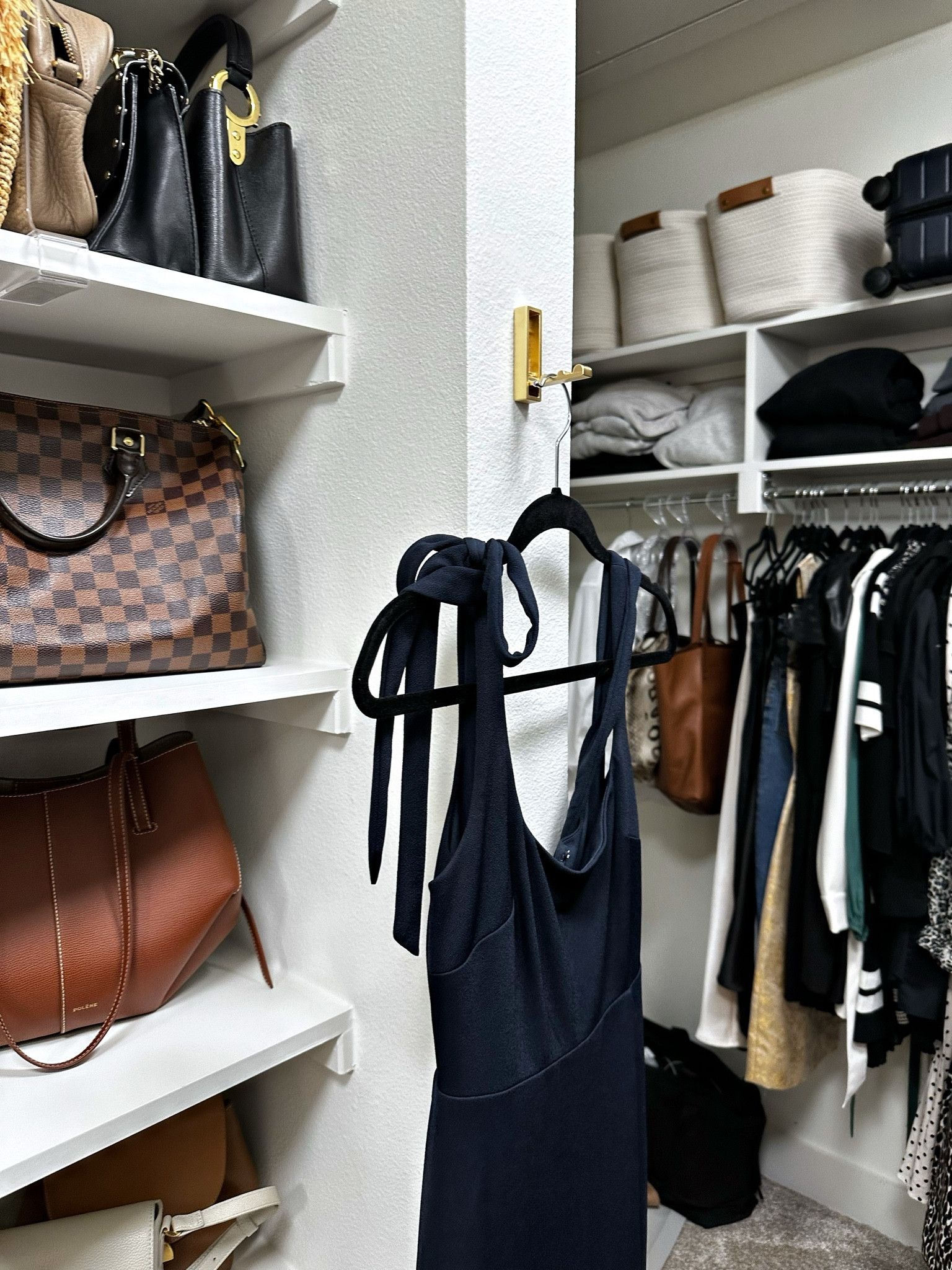 Love these foldable wall hooks I put up. Perfect for outfit planning in my closet! 


Amazon find 

#LTKHome