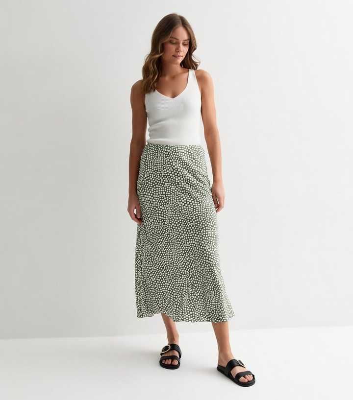 Green Spot Print Bias Cut Midi Skirt
						
						Add to Saved Items
						Remove from Saved Item... | New Look (UK)