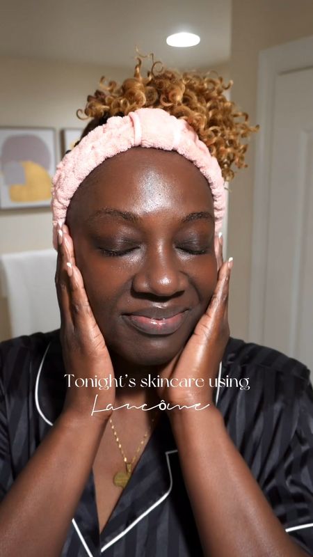 Everyone needs hydration for glowing skin. Lancôme never disappoints! ✨

#LTKVideo #LTKbeauty