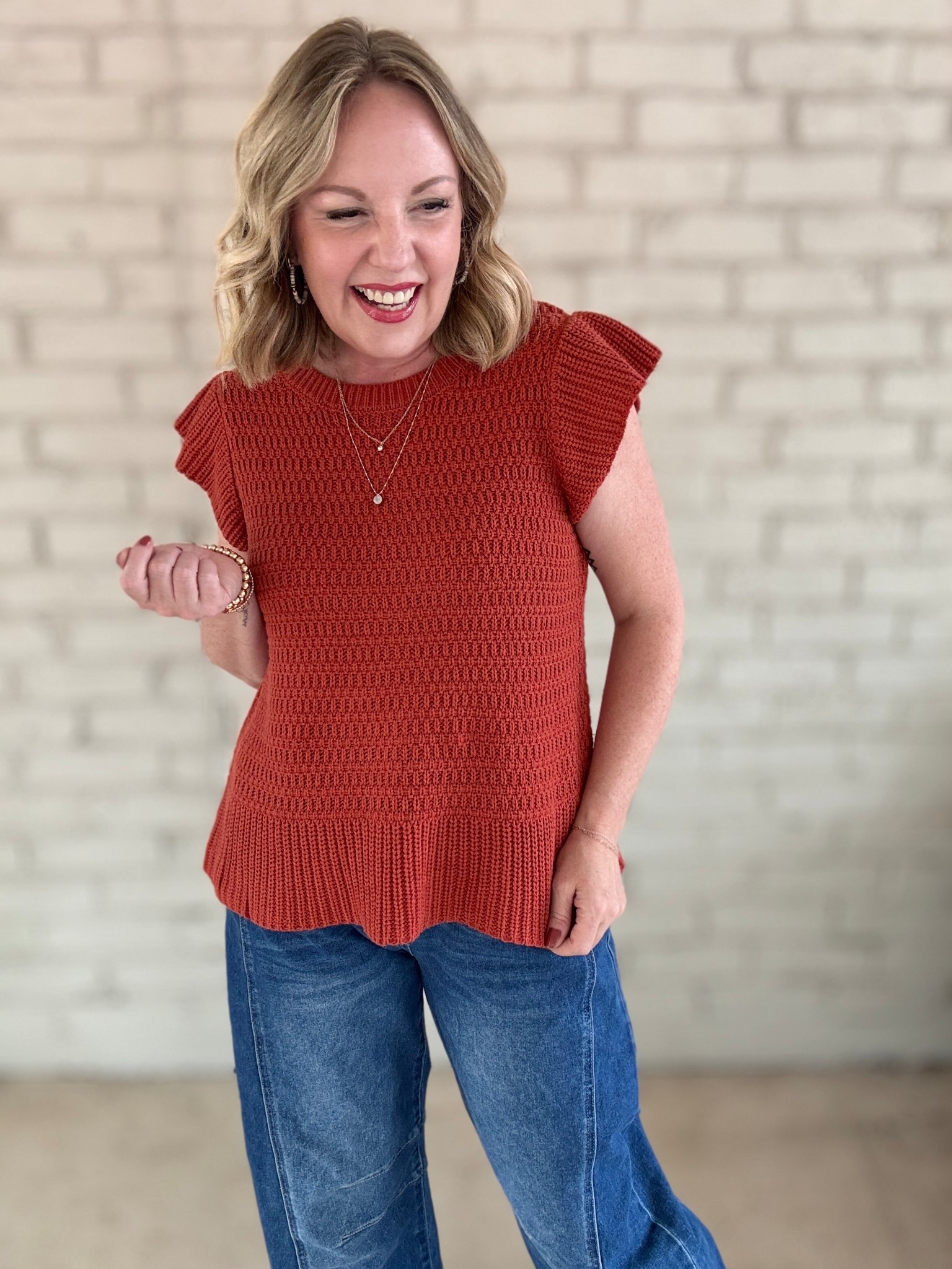 Medium top/10 jeans

#LTKOver40 #LTKPetite #LTKSeasonal