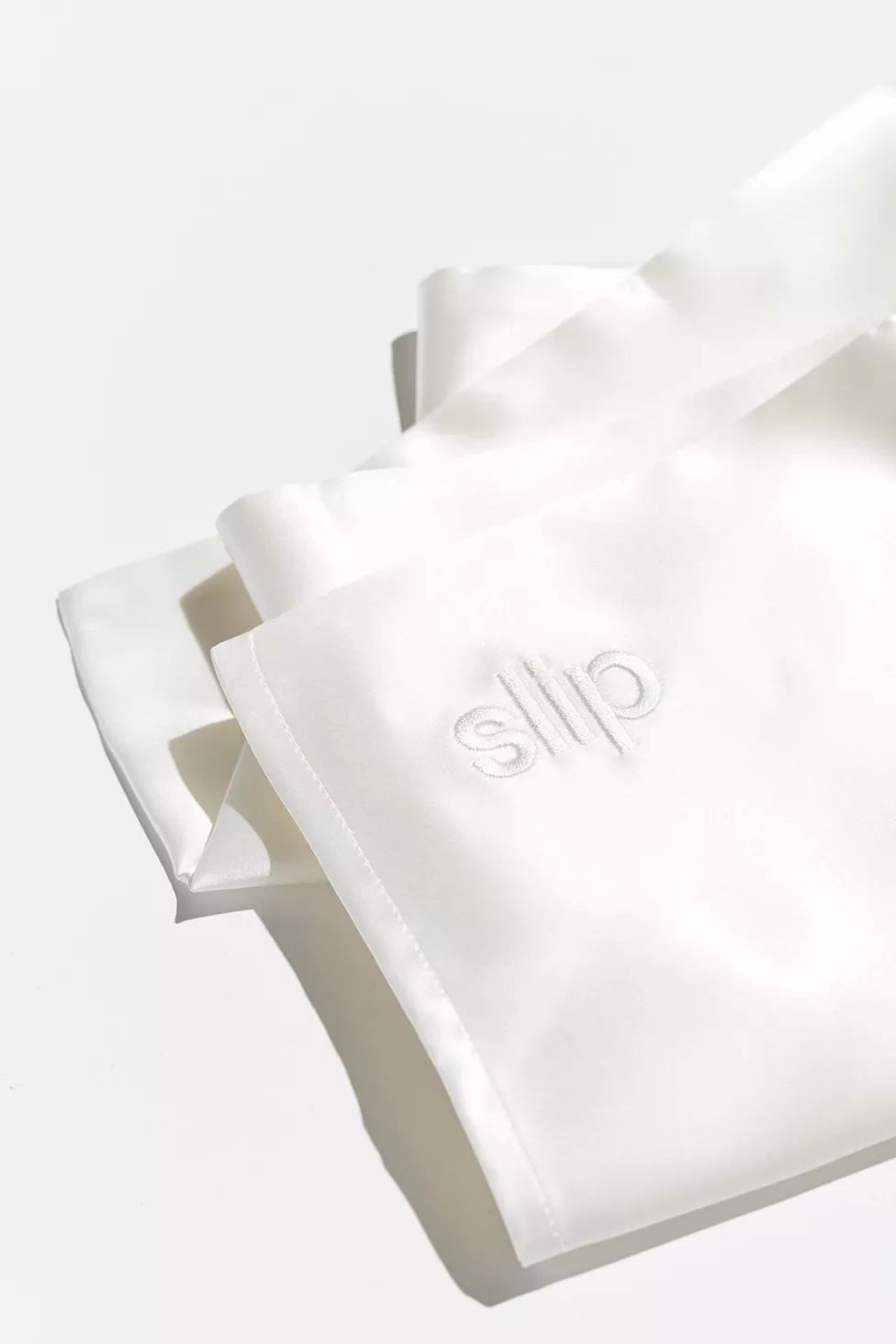 Slip Silk Pillowcase | Urban Outfitters (US and RoW)