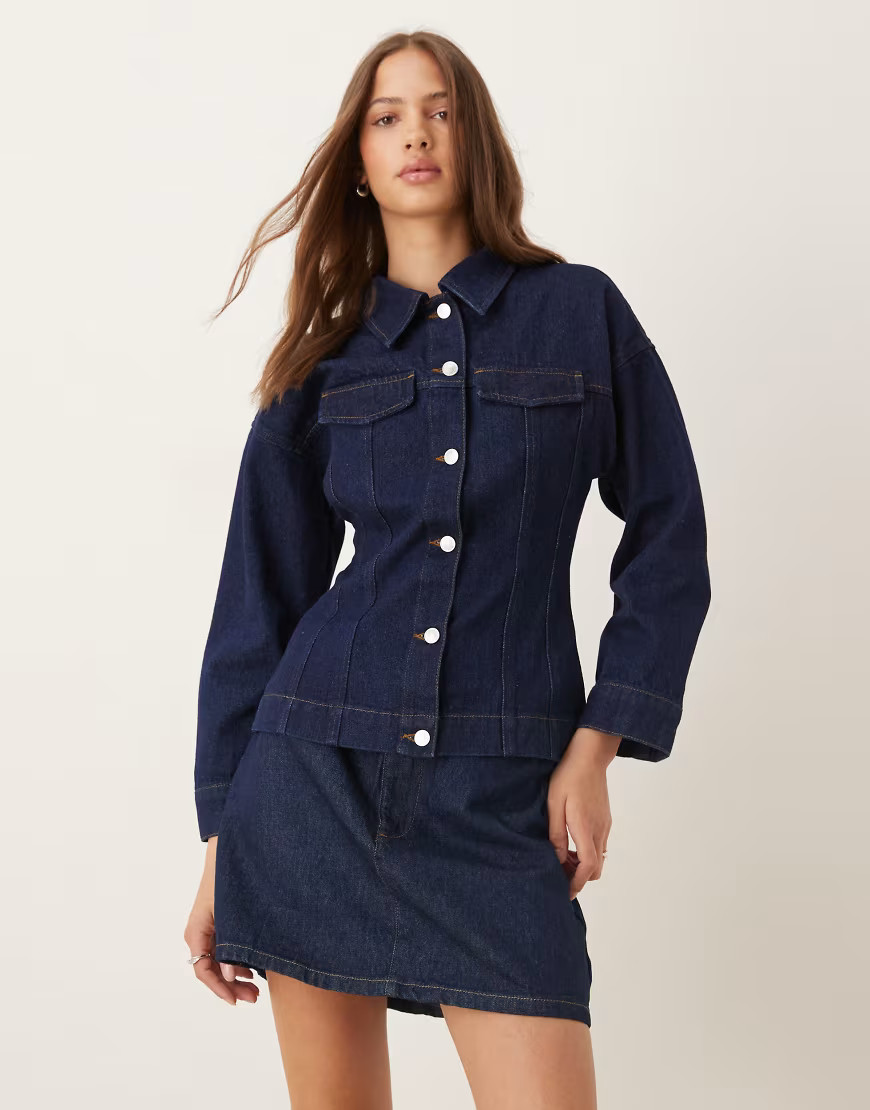 ASOS DESIGN denim jacket with cinched waist in indigo-Navy | ASOS (Global)