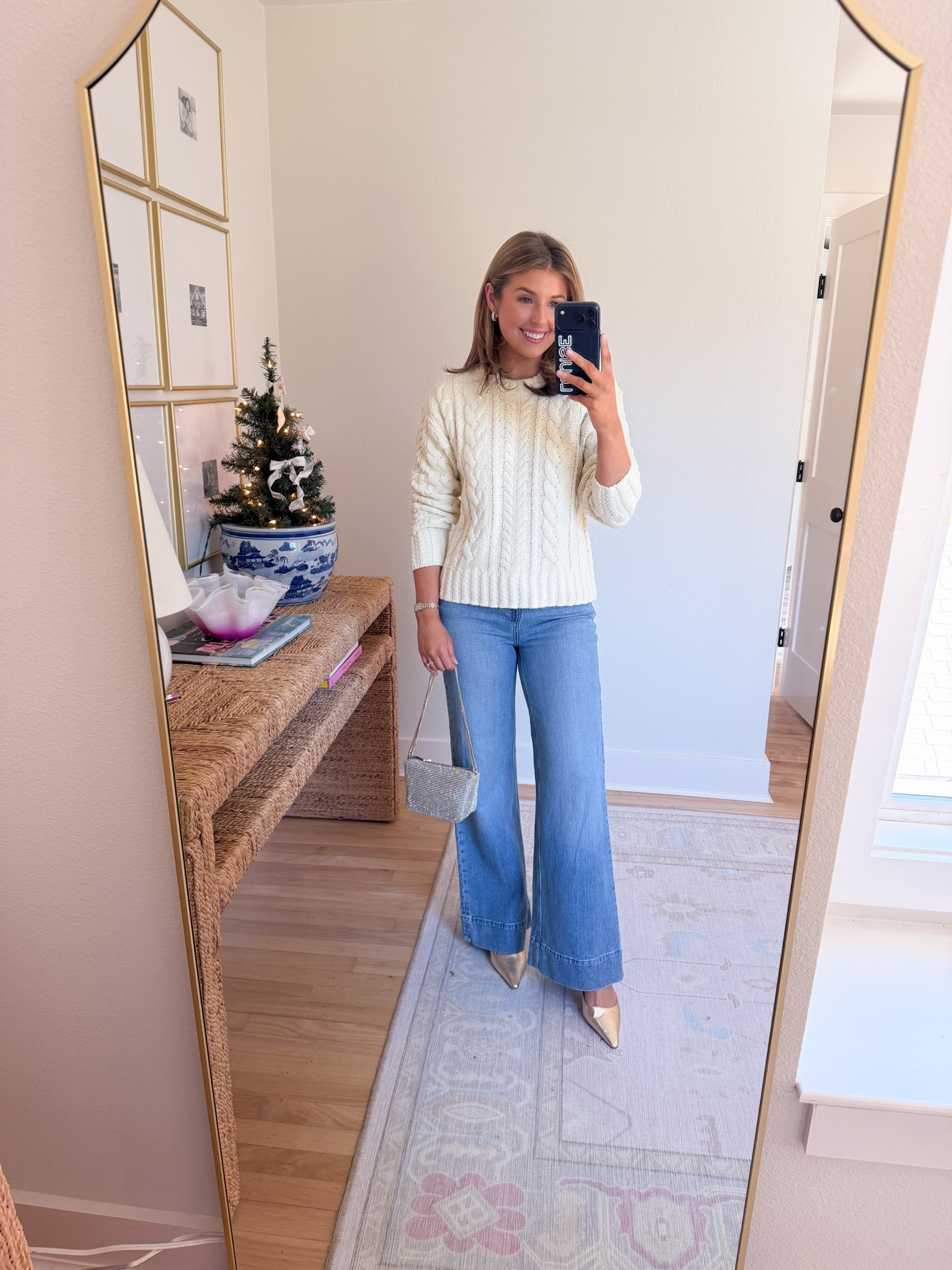 Classic cableknit for winter! Wearing a S 