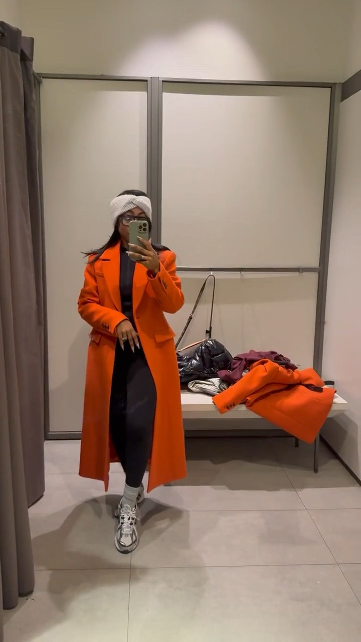 Been slightly obsessed with this cinch waist bright orange coat ✨