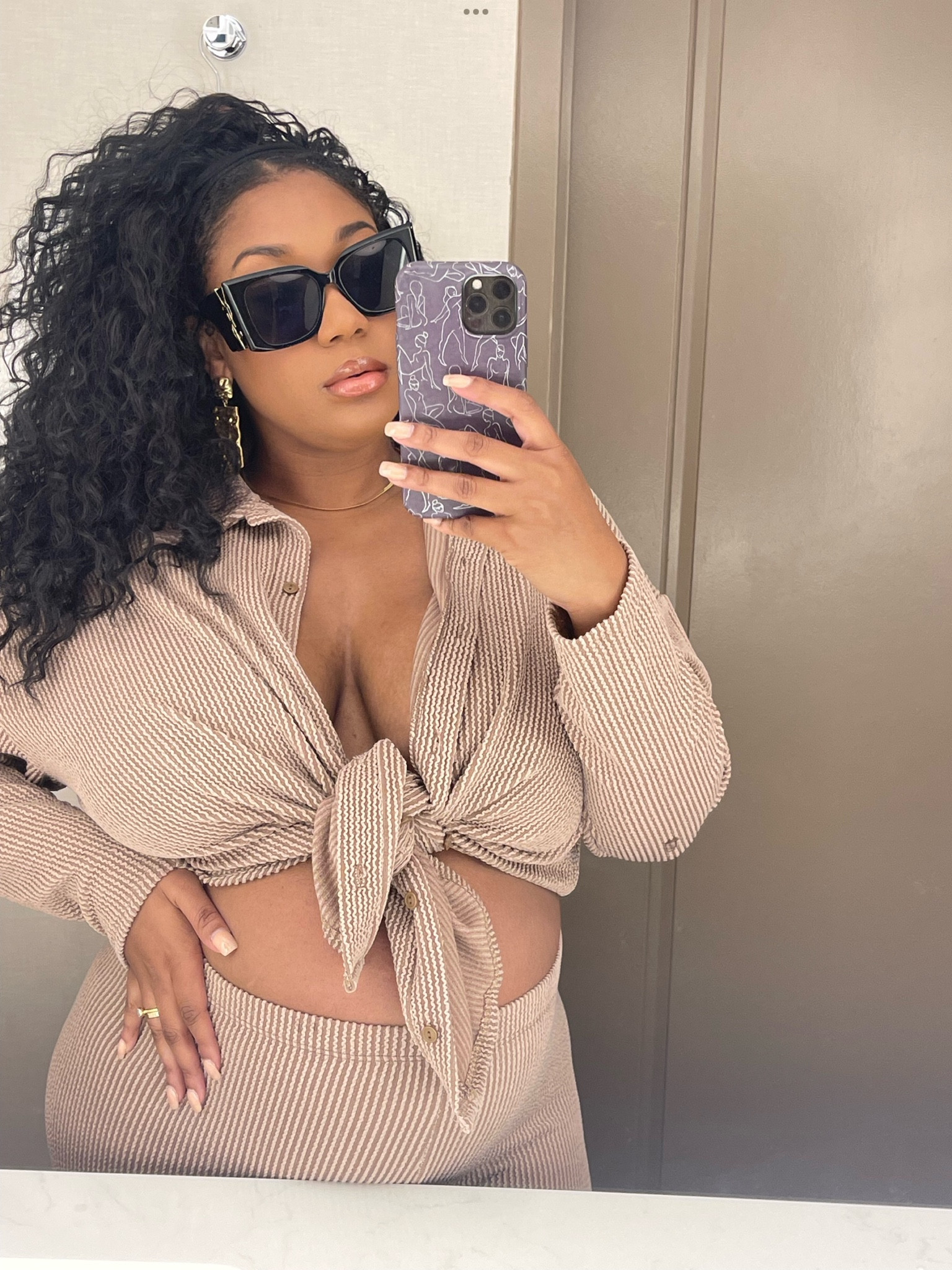 Ribbed set, ribbed leggings, ribbed shirt, co-ord, shirt and leggings co-ord, airport outfit, travelling outfit, button shirt outfit, casual outfit, beige outfit, neutral outfit, neutral aesthetic, fall fashion, Shein, H&M, My Theresa

#LTKstyletip #LTKSeasonal #LTKeurope