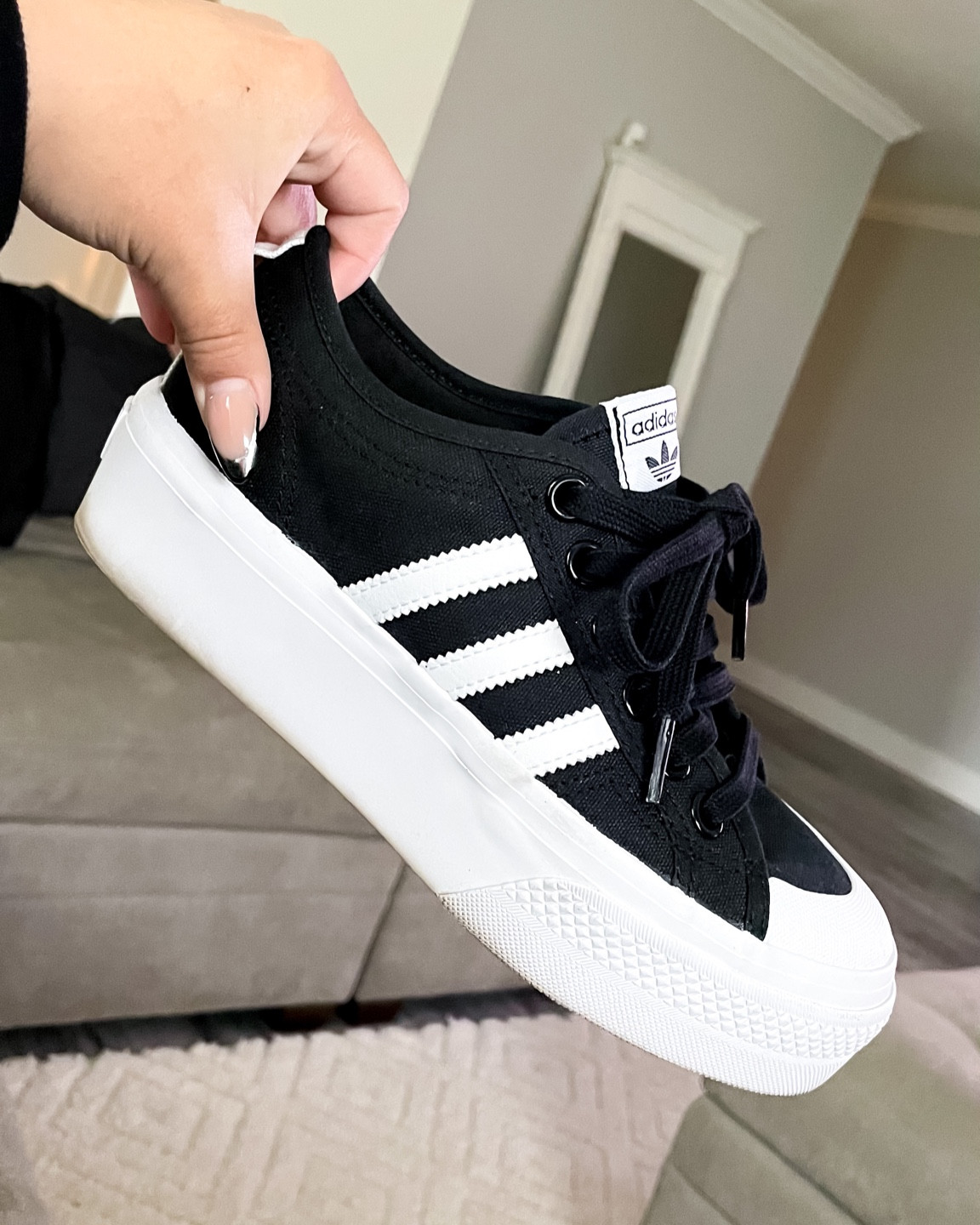 Platform Adidas 

#LTKstyletip #LTKGiftGuide #LTKshoecrush