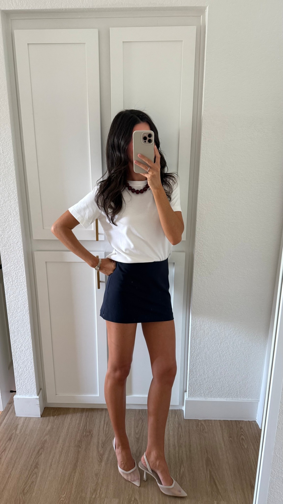 Styling new spring shoes from @DSW! I’m 5’7” and wearing my true size 8 in both of these shoes, on sale today! #mydsw #ad

