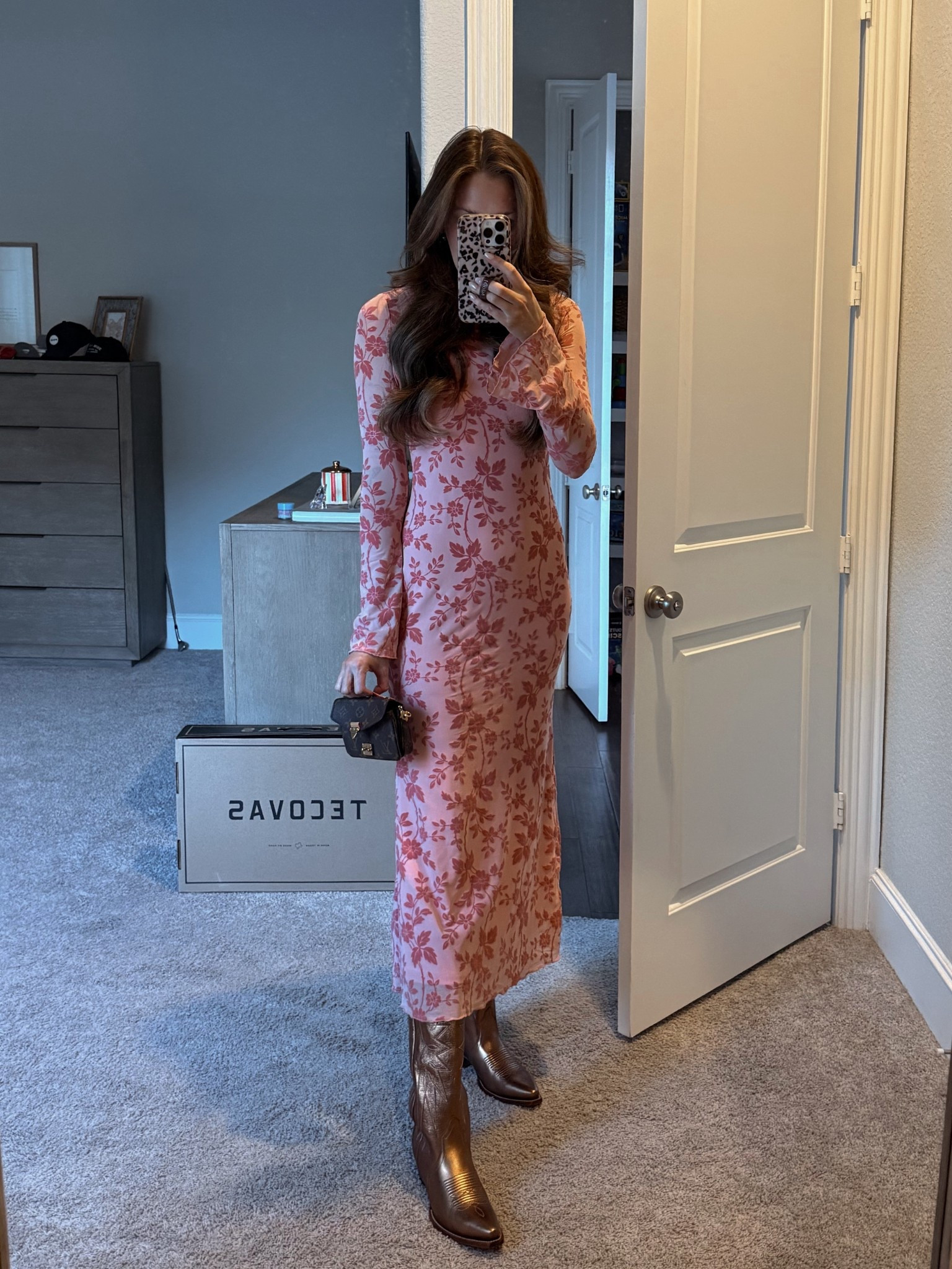 The cutest Amazon dress that comes in a ton of colors!￼

#LTKootd #LTKValentine #LTKgrwm