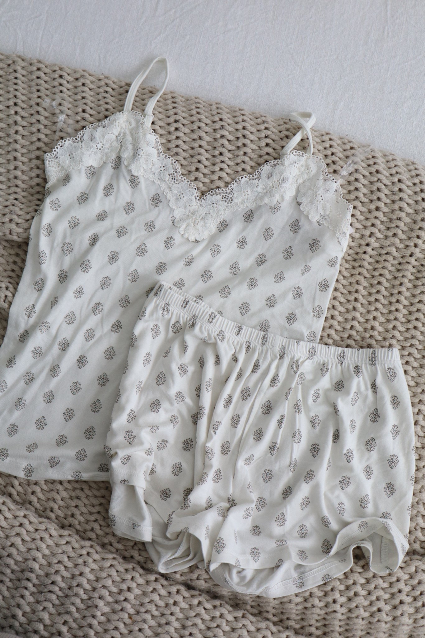 #LTKmomlife #LTKgrwm #LTKootd