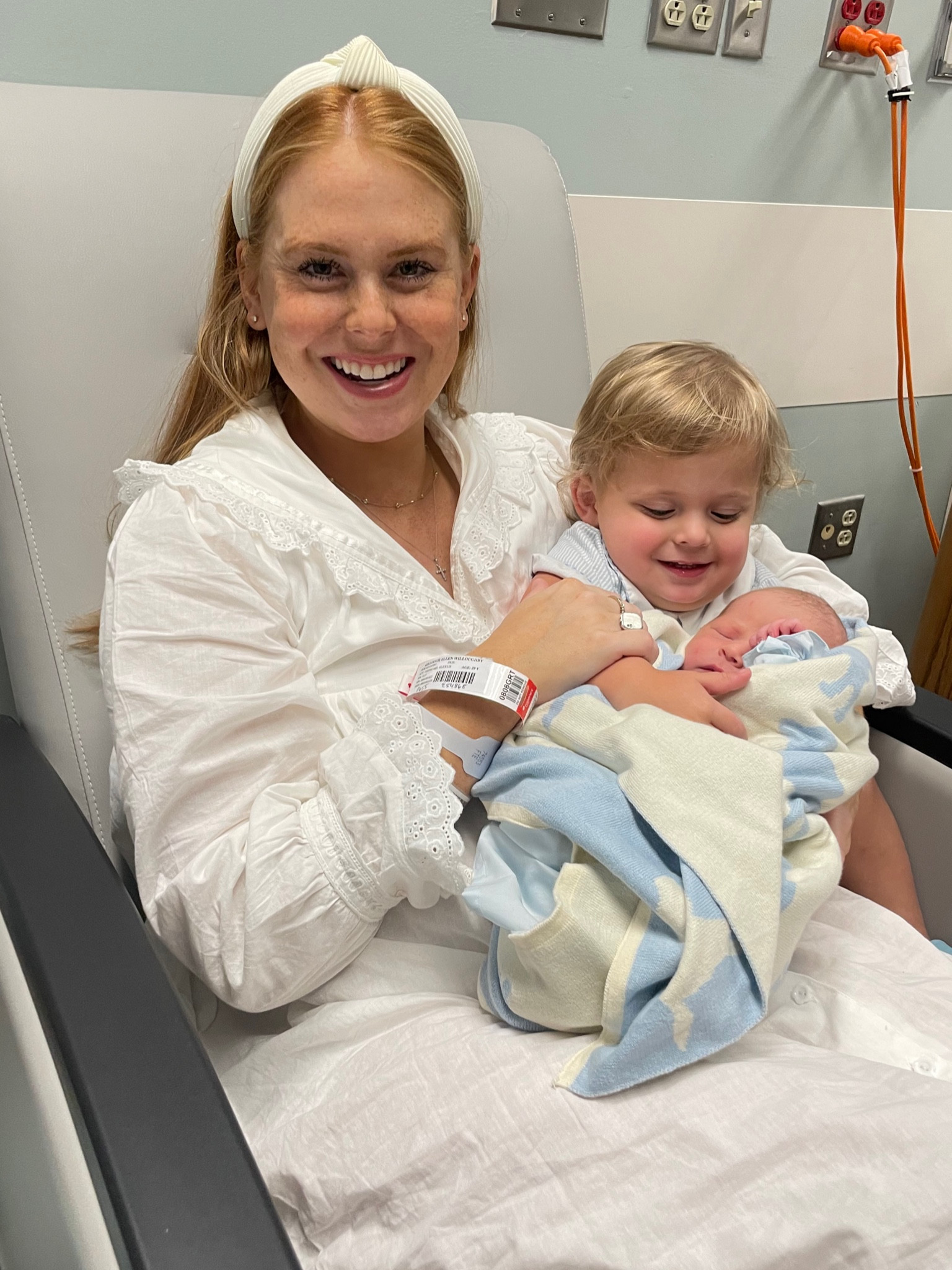 The most perfect hospital gown | buttons all the way down, lightweight and so cozy 

#LTKBaby #LTKBump #LTKFindsUnder50