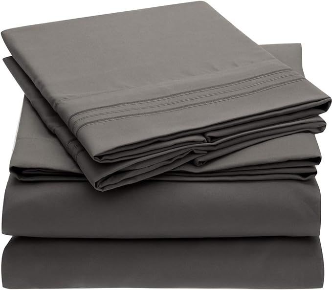 Amazon.com: Mellanni Queen Sheet Set - Hotel Luxury 1800 Bedding Sheets & Pillowcases - Extra Sof... | Amazon (US)