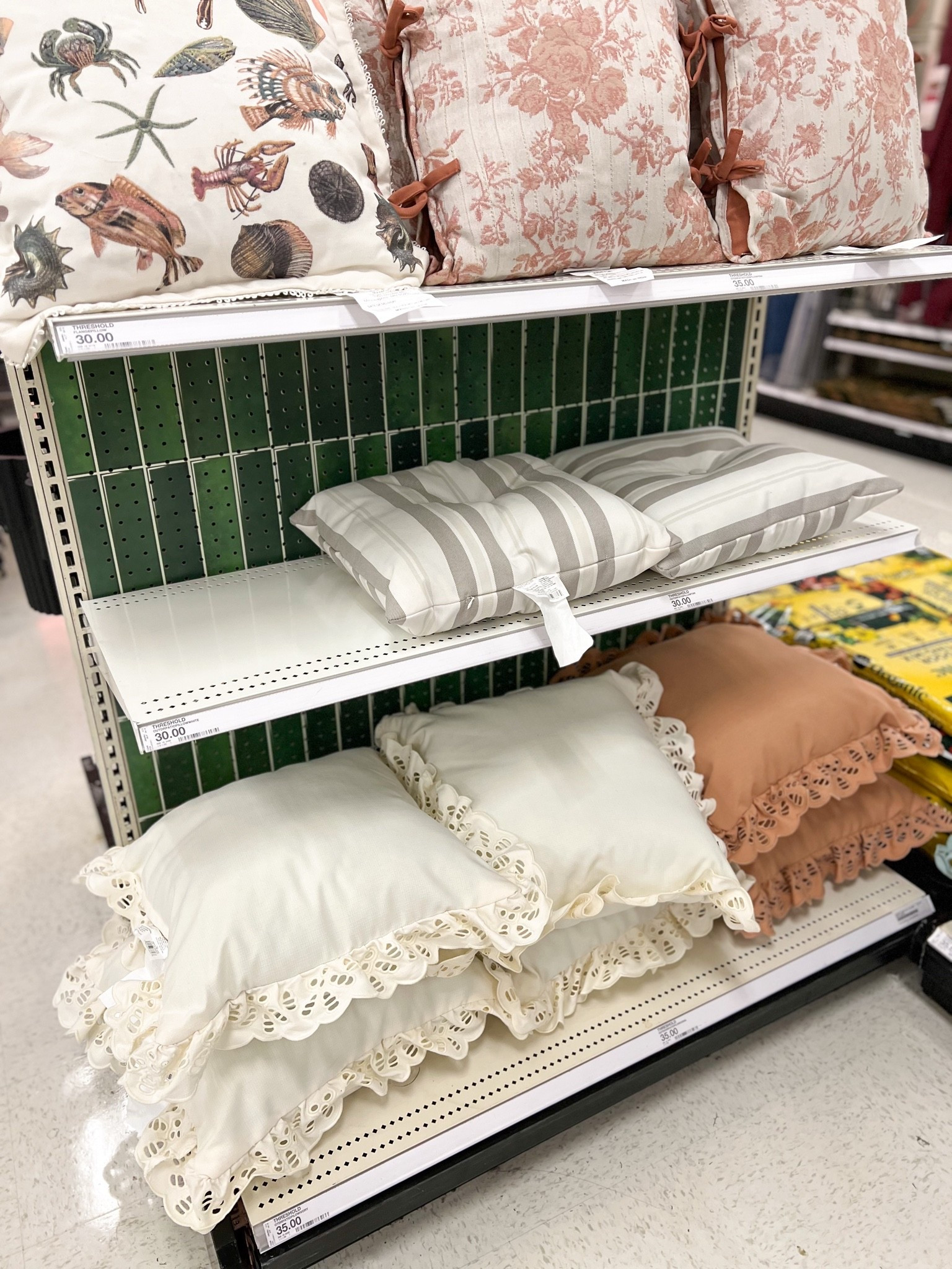 Outdoor pillows on sale this week 

Target deals, Target finds, patio, Target sale @Target

#LTKHome #LTKSaleAlert