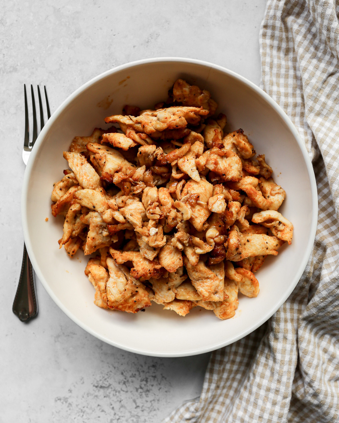 Air Fryer Chicken Bites | Kitchen Favorites I Use
These easy air fryer chicken bites come together so quickly with a few reliable kitchen staples. From my Gourmia air fryer to my go to knife, mixing bowls, and serving bowls, these are the tools I reach for when making simple, healthy meals at home. Linking everything I used so you can recreate this recipe with ease . 🍗✨ 

 #LTKstorytime #LTKfoodie #LTKHome