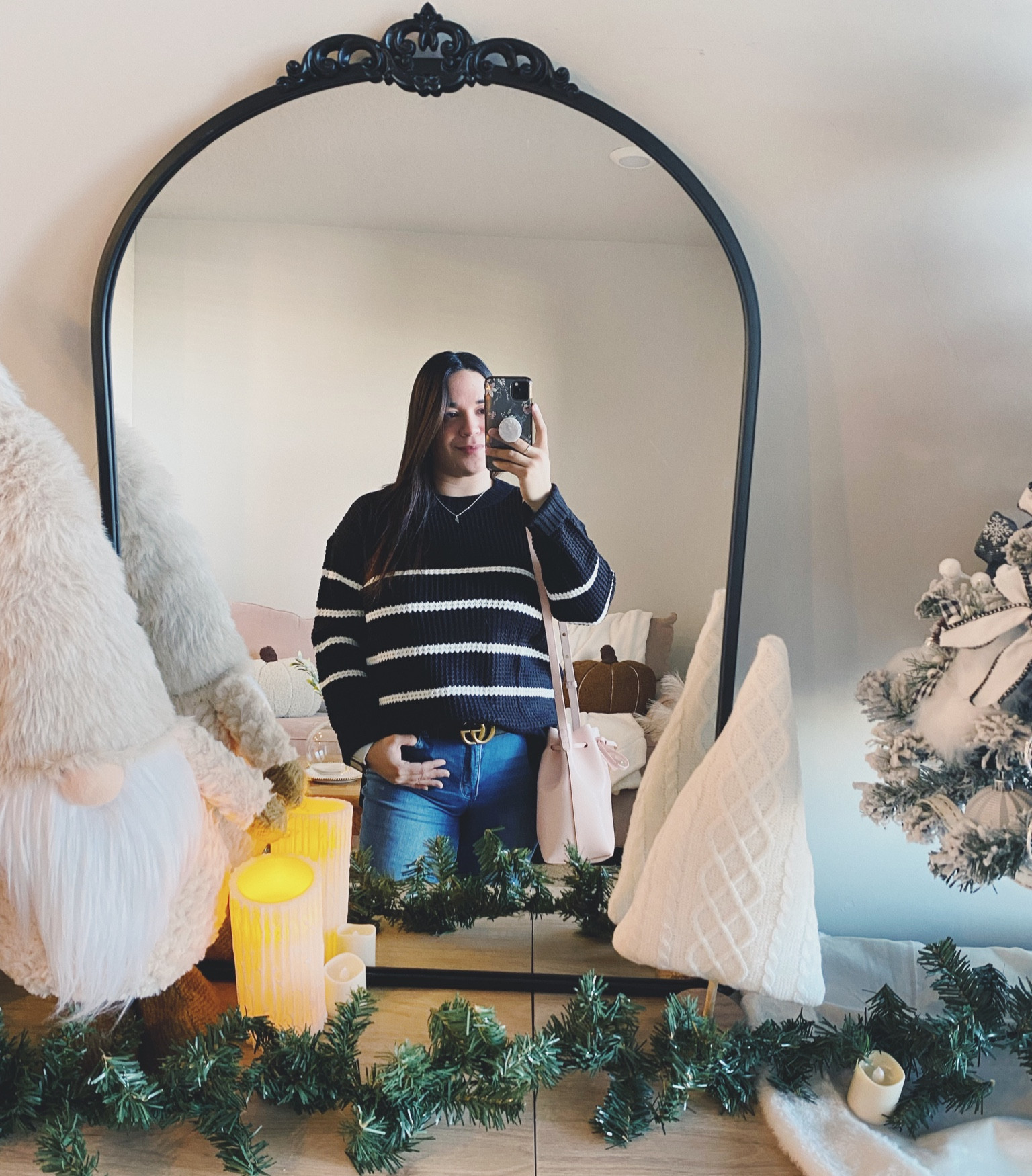 🪞 Cozy + Casual winter outfit for work, dates, family gatherings. 

Wearing my grey Adidas Gazelle sneakers, Mansur Gavriel pink bucket bag, Gucci GG belt, SO black and white sweater. 🖤 OOTD 

Elevate your style with eattravelhome.com 🪞


Sweaters under $20, $15 
Work winter outfit, teacher, holiday outfit, brown boots, waffle crew neck sweater nude beige brown black clean girl midsize under 20 black and white striped sweater gucci gg belt blue jeans Nordstrom, arched mirror Anthropologie dupe under $100 

#LTKstyletip #LTKU #LTKitbag