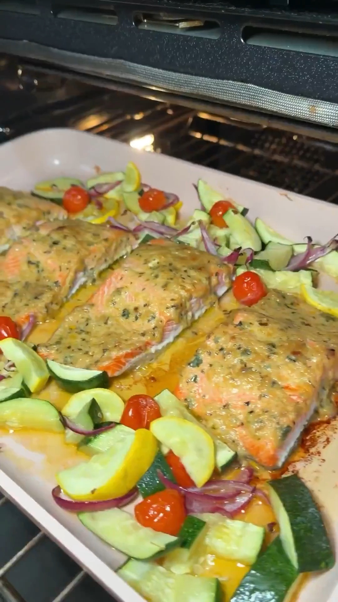 Simple, fresh, and full of flavor. Salmon, veggies, and rice is one of my go-to dinners, and my griddle pan is what makes the flavors really pop. Finished off on my favorite dinner plates and it feels like a whole moment. Linking my kitchen favorites here 🤍

Follow my LTK @Asiliglamcooks to shop this post and get my exclusive app-only content.

Healthy dinner ideas, salmon recipe, griddle pan, weeknight cooking, family dinner, kitchen staples, amazon kitchen finds, ltk 

#LTKdayinmylife #LTKmomlife #LTKfoodie