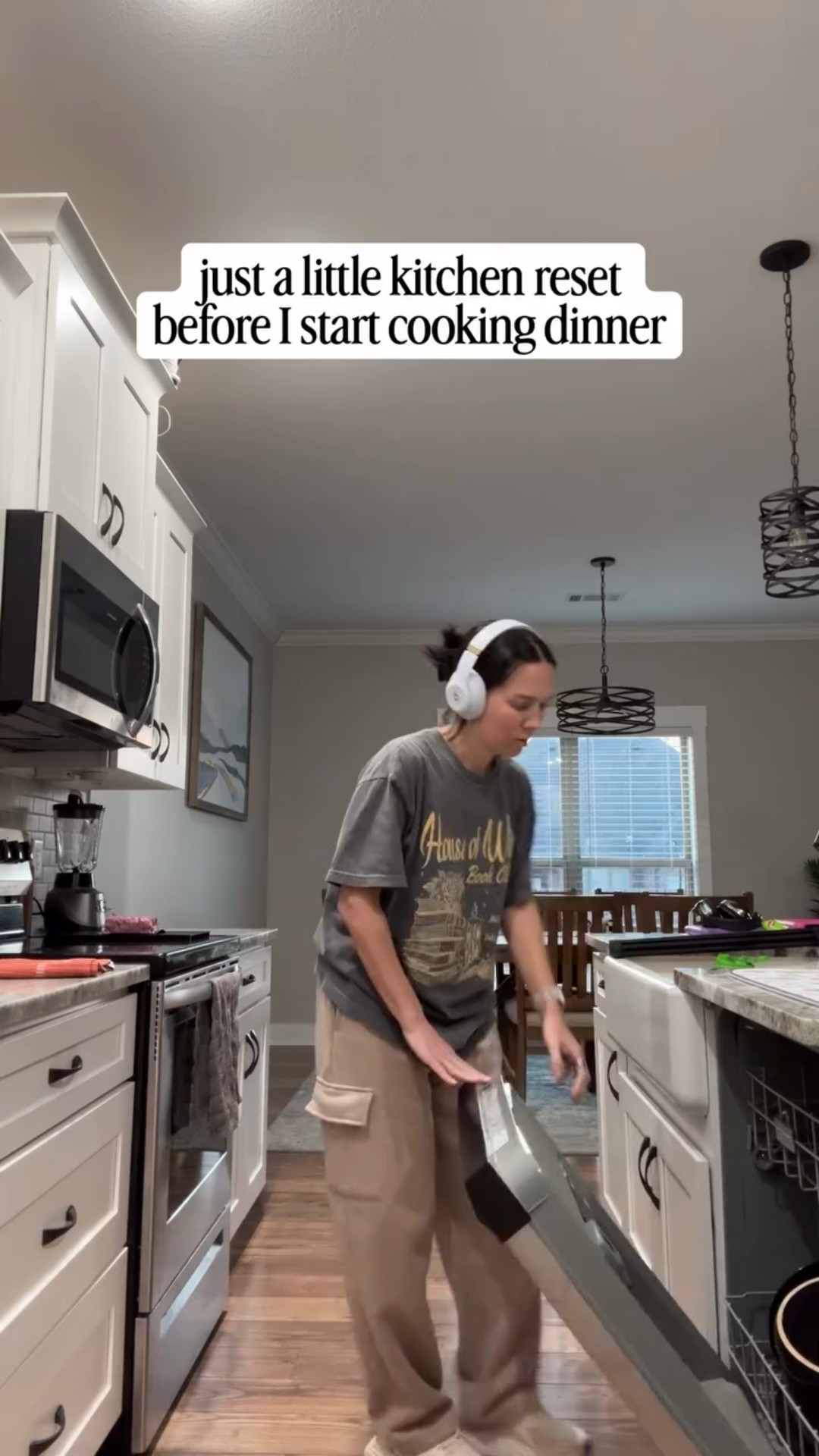 anyone else sing and dance around the kitchen while doing your chores or just me? 💃🏻🎶🎤 😅

kitchen reset, concert time, chores, mom life, work from home, amazon, house of wind, all swift shoes, sweatpants

#LTKdayinmylife #LTKHome #LTKootd