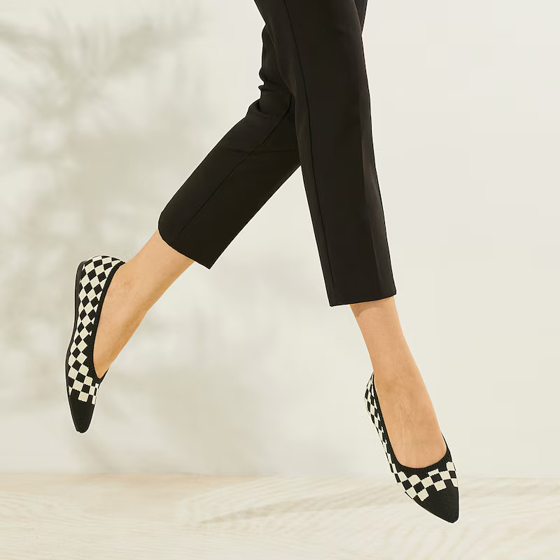 Pointed-Toe Ballet Flats (Aria 5°) | VIVAIA